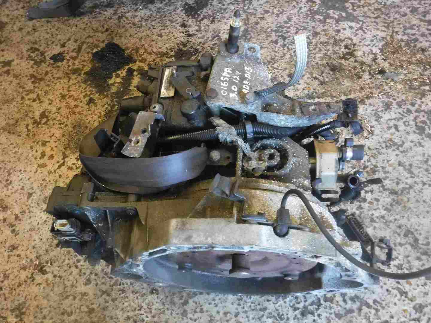 Renault Espace 1997-2003 3.0 V6 Automatic Gearbox AD8 013