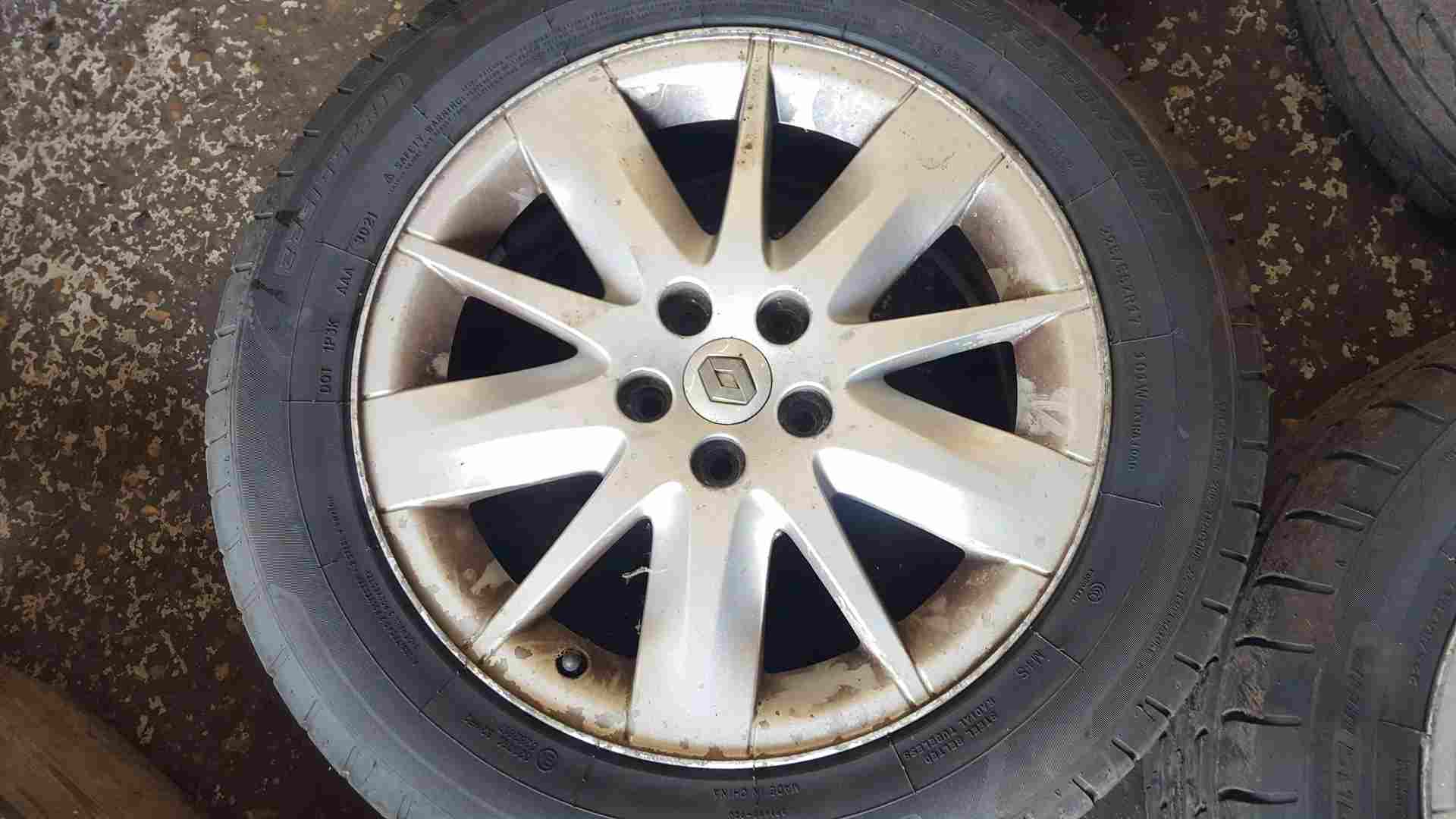 Thumb 2 Renault Espace 1997-2003 Alloy Wheels SET X4 225 55 17 4/5 6mm