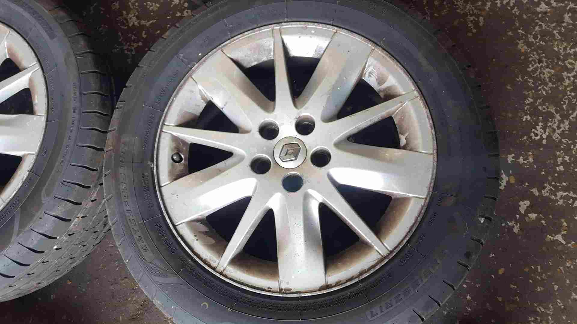 Thumb 3 Renault Espace 1997-2003 Alloy Wheels SET X4 225 55 17 4/5 6mm