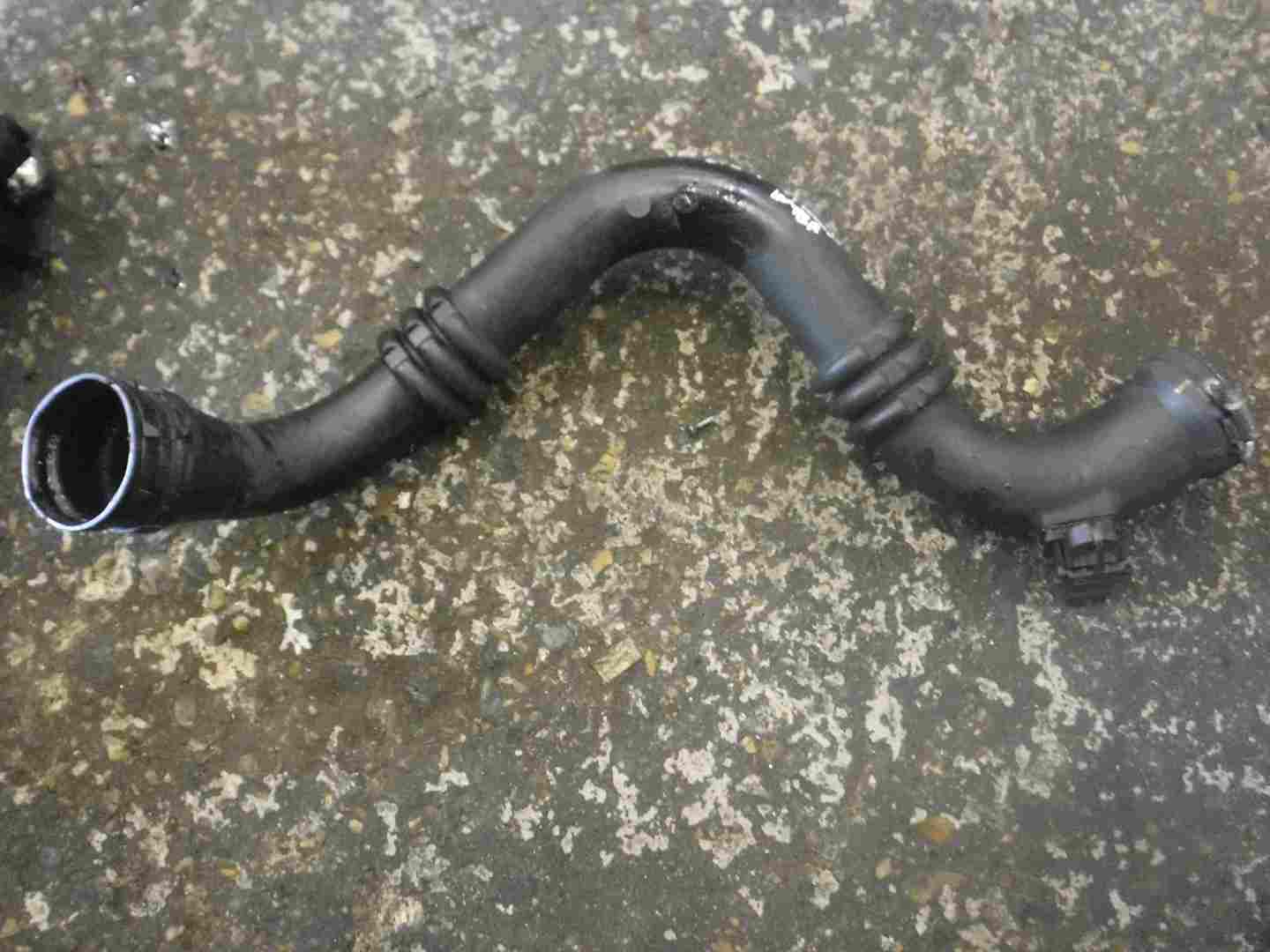 Renault Espace 2003-2013 2.0 16v Turbo Throttle Body To Intercooler Pipe
