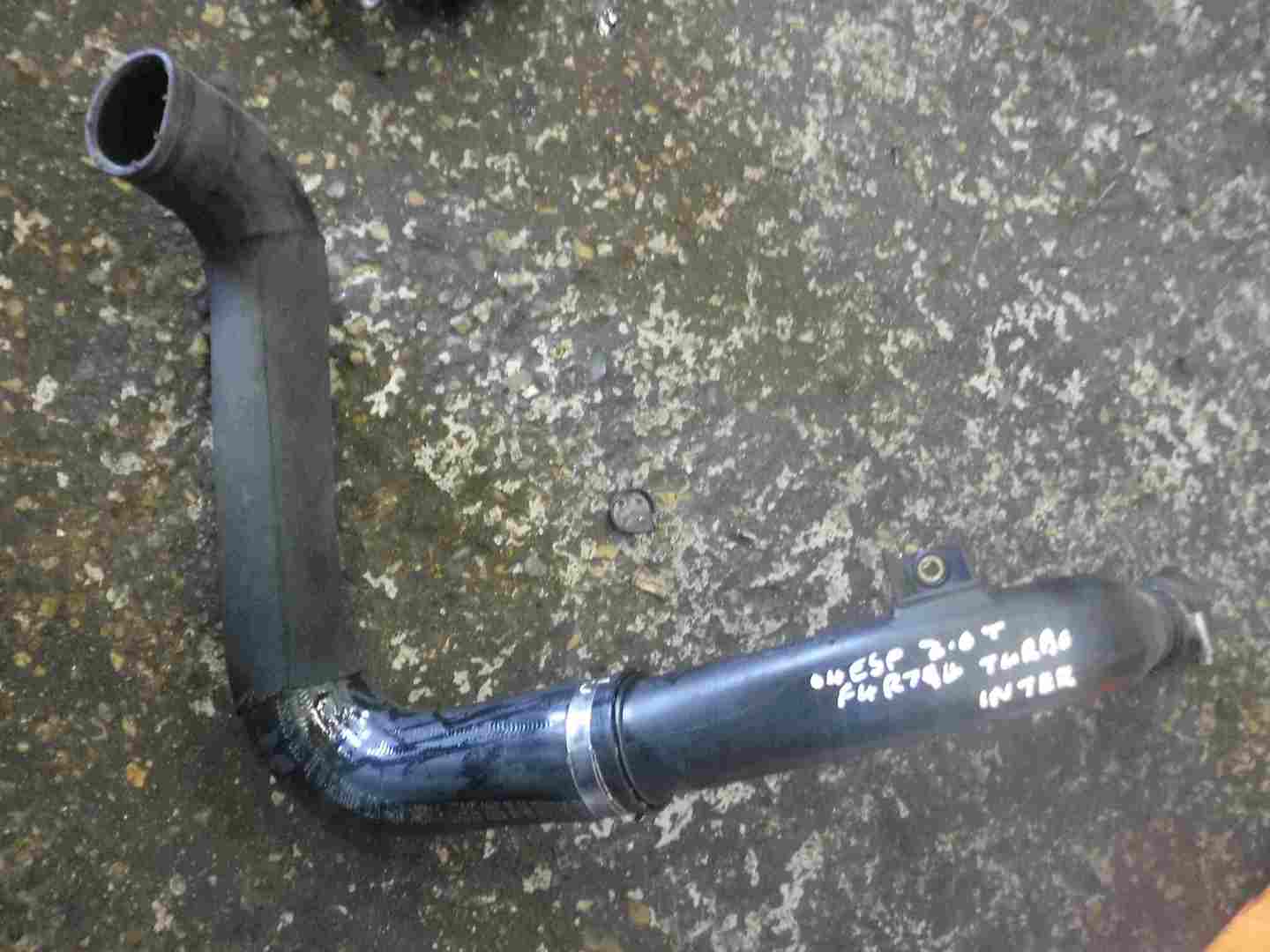 Renault Espace 2003-2013 2.0 16v Turbo to Intercooler Pipe 8200050130