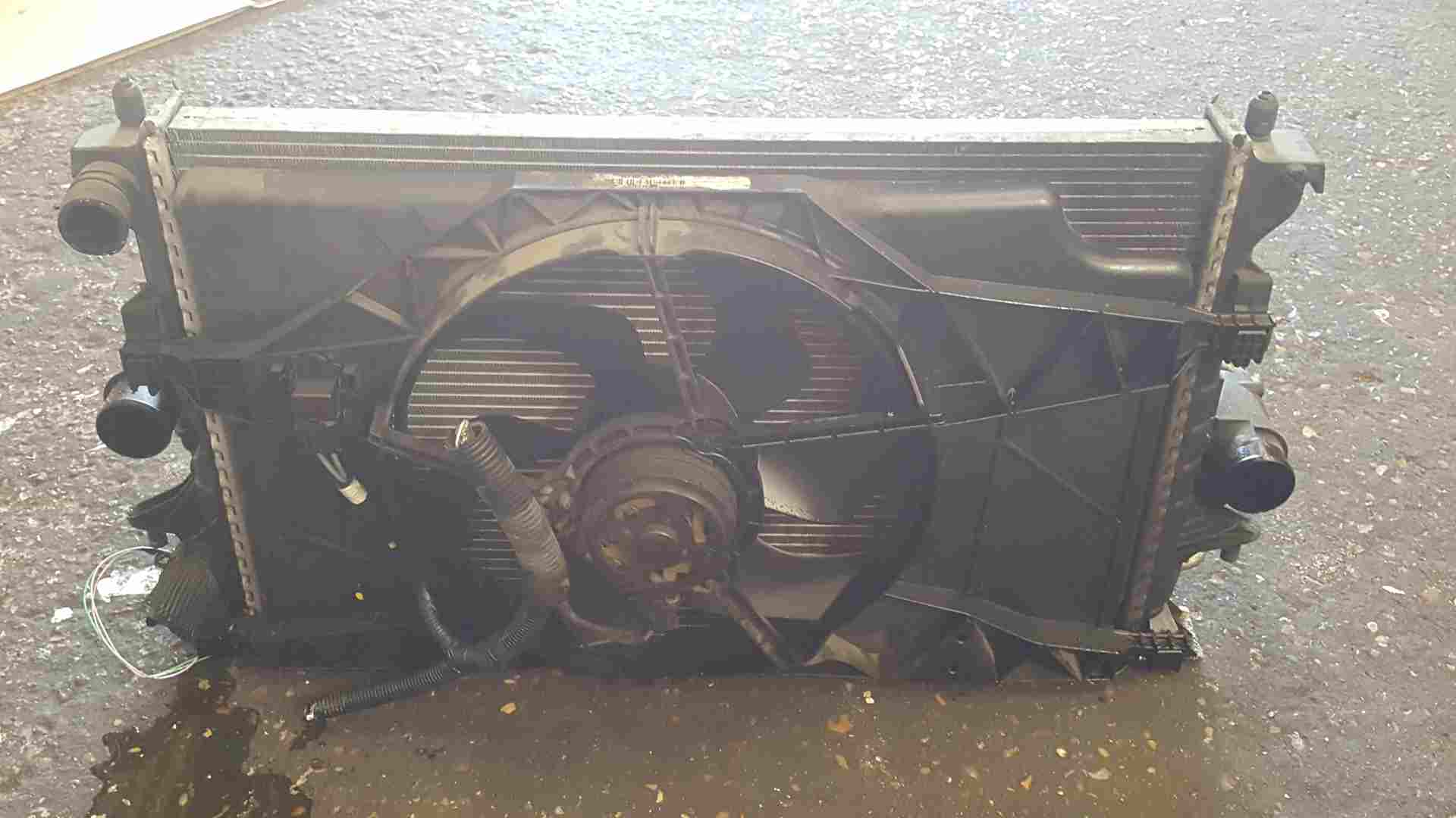 Thumb 8 Renault Espace 2003-2013 2.0 DCI Rad Pack Intercooler Radiator FAN 8200292771