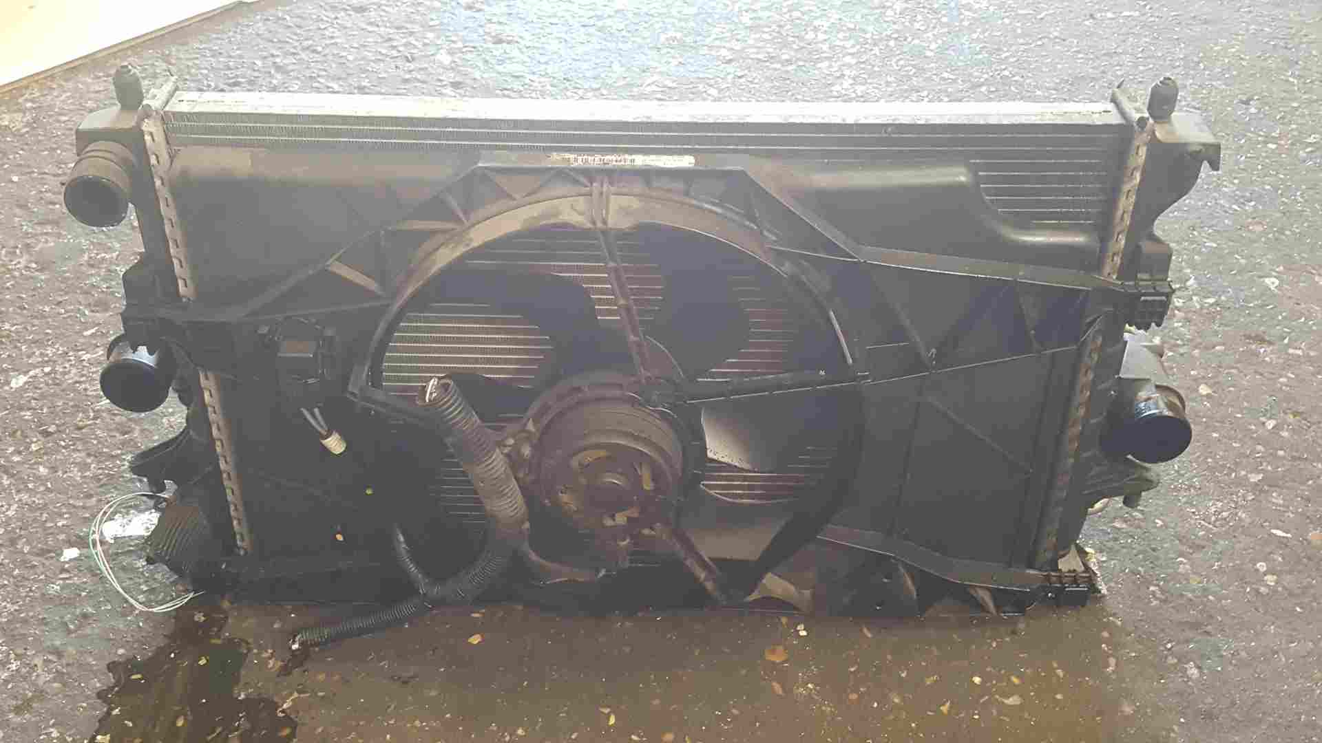 Thumb 9 Renault Espace 2003-2013 2.0 DCI Rad Pack Intercooler Radiator FAN 8200292771