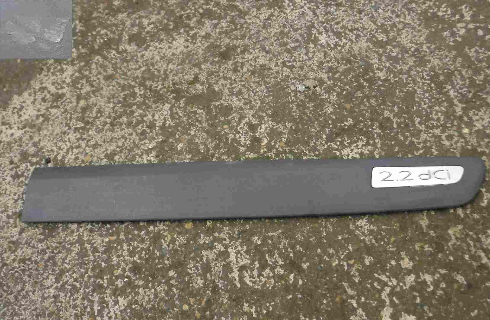 Renault Espace 2003-2013 2.2 dCi Drivers OSF Front Door Moulding Trim