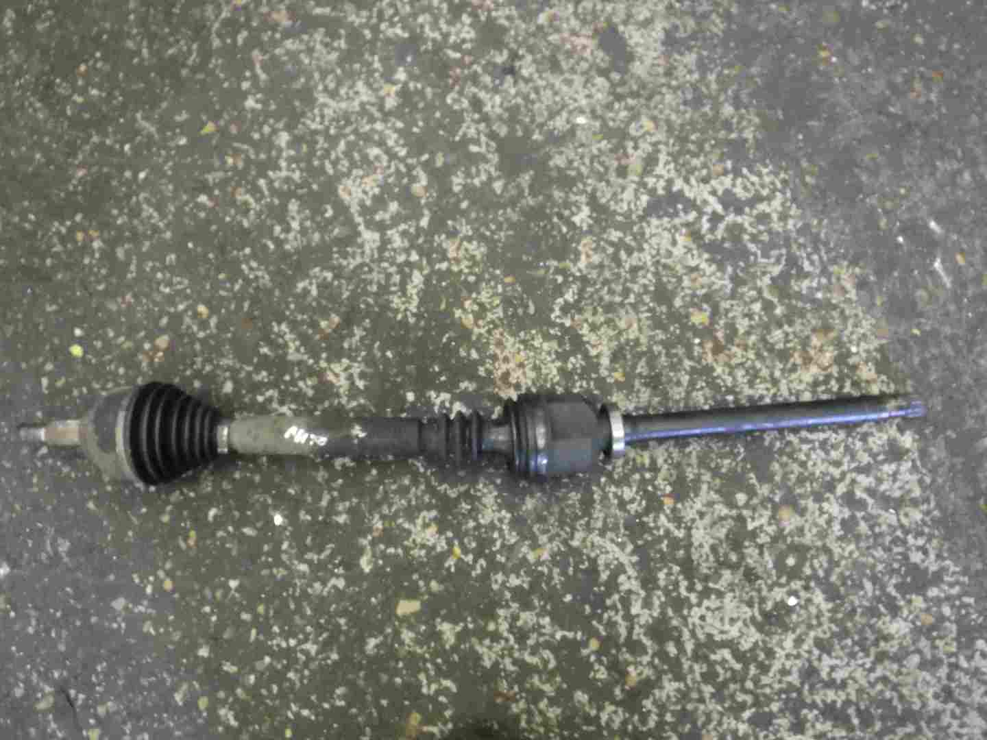 Renault Espace 2003-2013 2.2 dCi Drivers OSF Front Driveshaft Auto