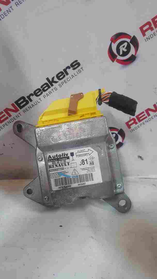Renault Espace 2003-2013 Airbag ECU Module Computer 8200687758