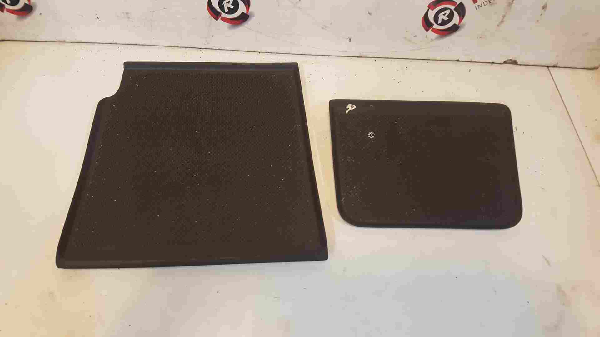 Thumb 2 Renault Espace 2003-2013 Centre Interior Rubber Matt Mats  8200443128