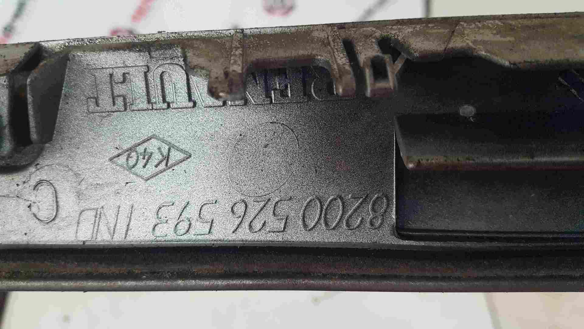 Thumb 2 Renault Espace 2003-2013 Drivers OS Trim Moulding 8200526593