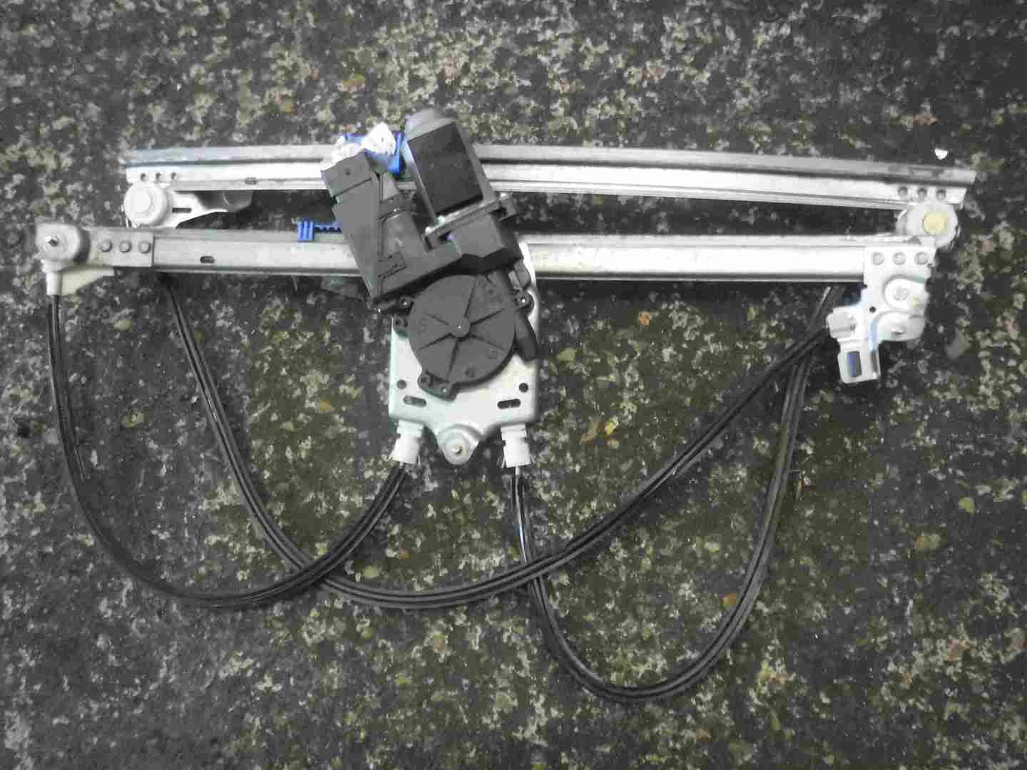 Renault Espace 2003-2013 Drivers OSF Front Window Motor + Regulator