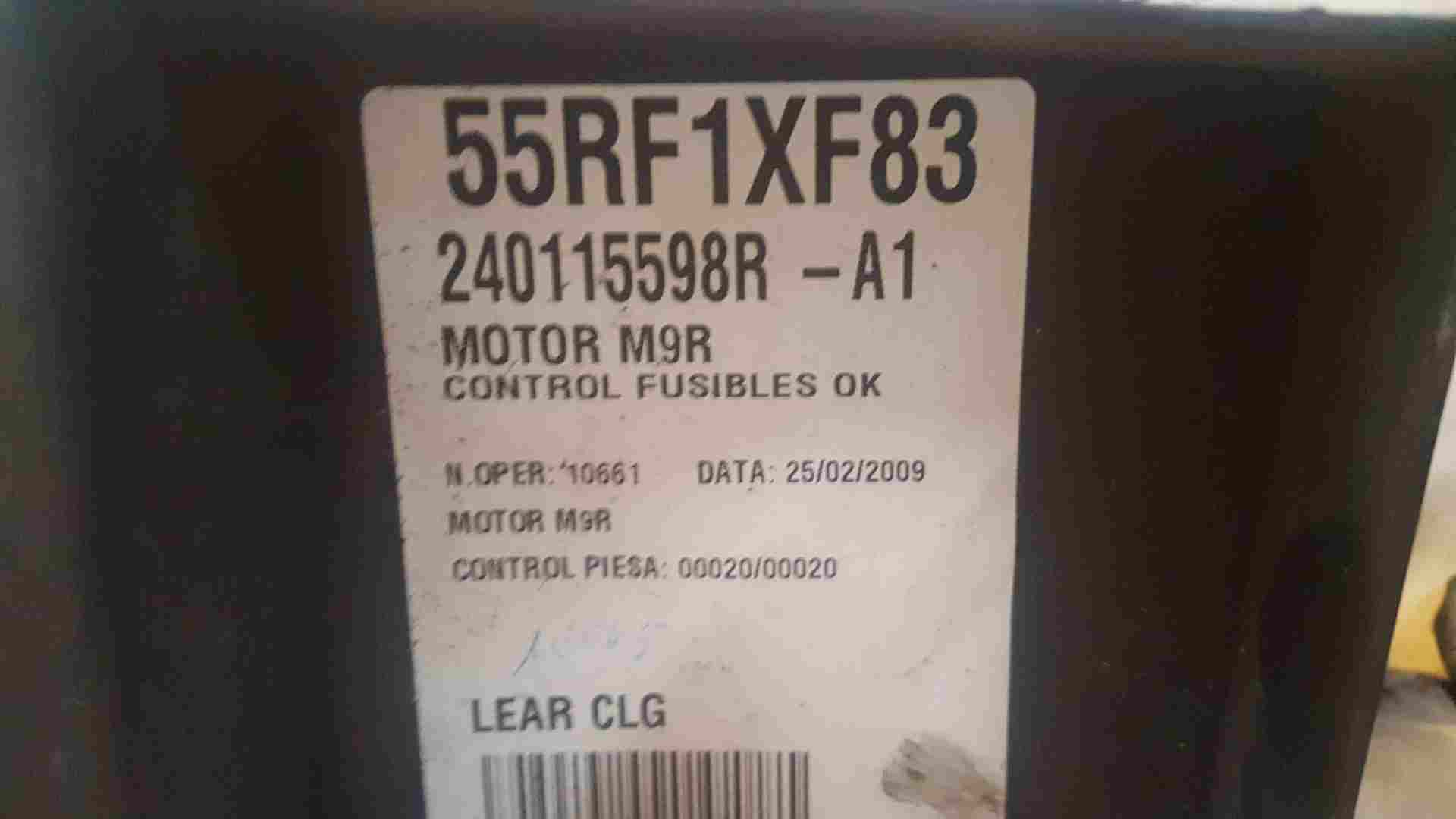 Thumb 5 Renault Espace 2003-2013 Engine Fuse Relay BOX 240115598R M9r 
