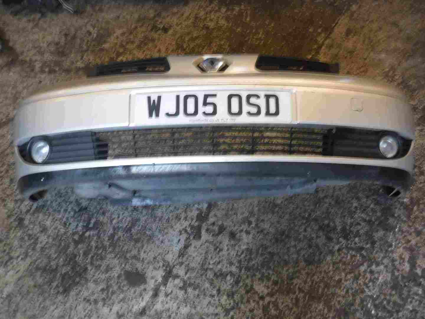 Renault Espace 2003-2013 Front Bumper Silver TED69