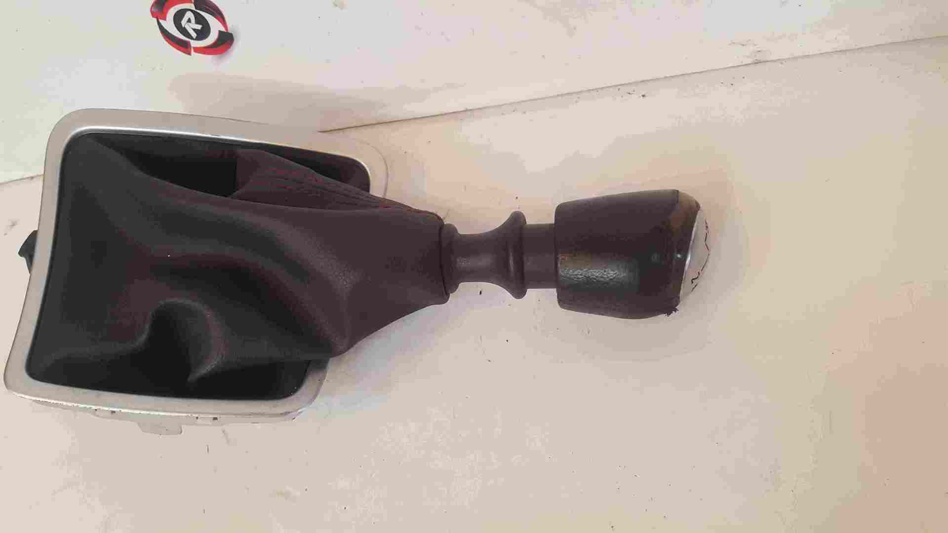 Renault Espace 2003-2013 Gearstick Mechanism Knob Gaitor
