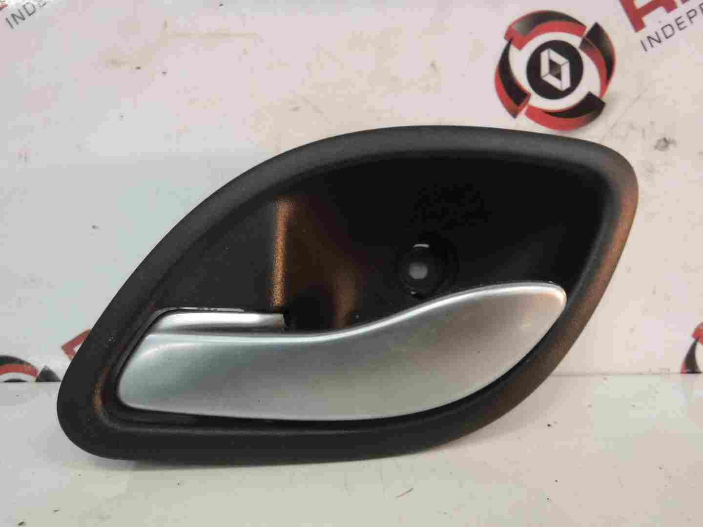 Renault Vel Satis 2002-2005 Passenger NSR Rear Interior Door Handle 8200000723