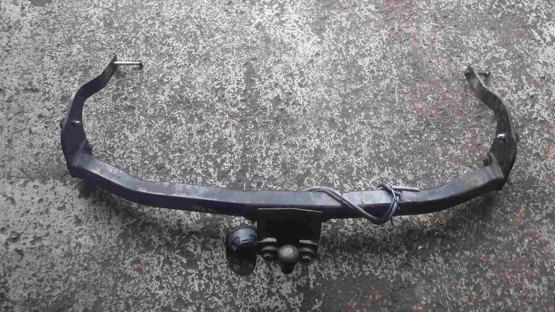 Renault Espace 2003-2013 Rear Tow Bar Complete