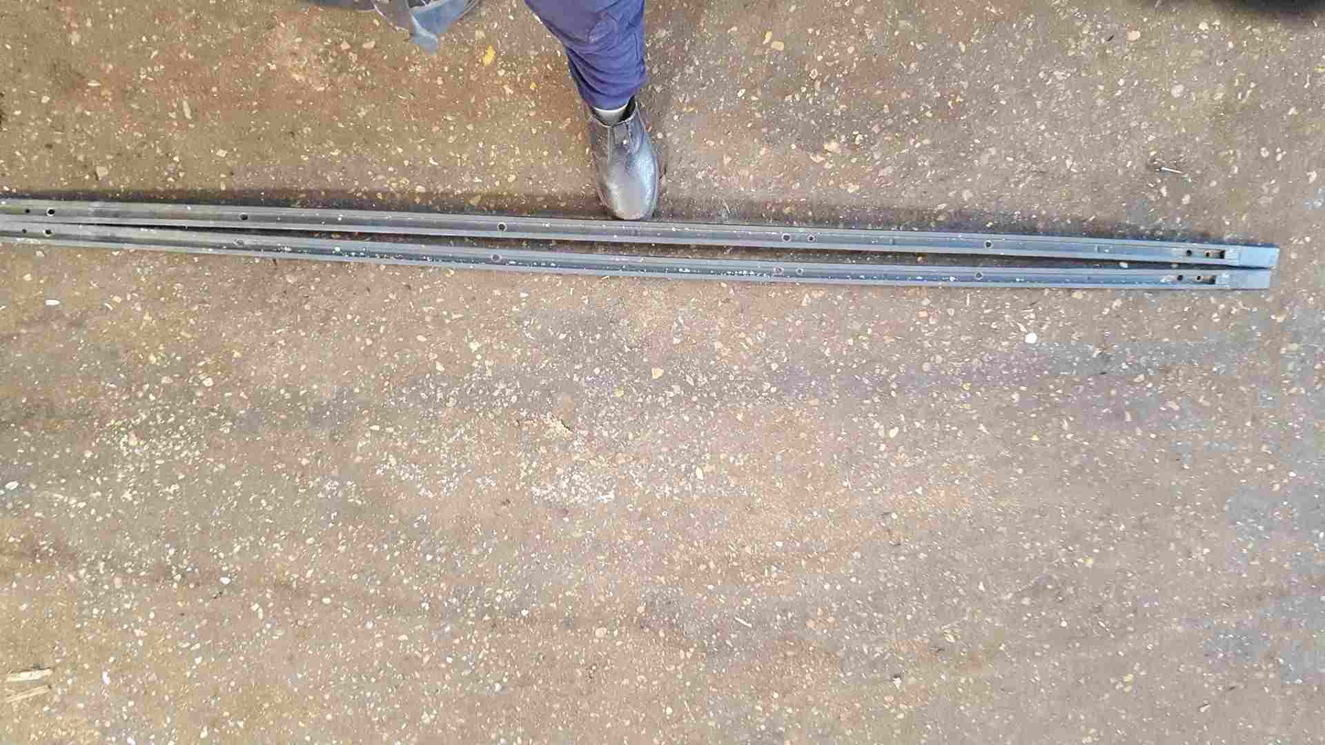Thumb 3 Renault Espace 2003-2013 Roof Rails