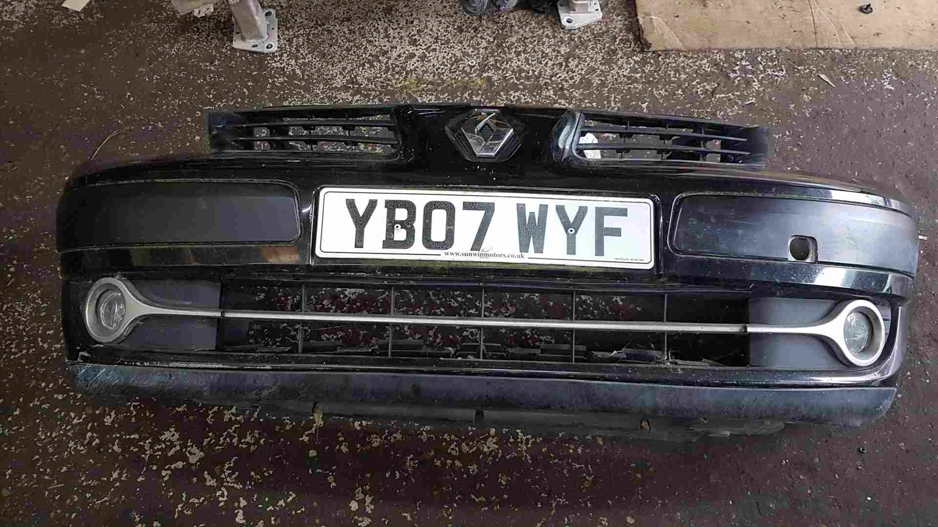 Renault Espace 2006-2013 Front Bumper Black 676