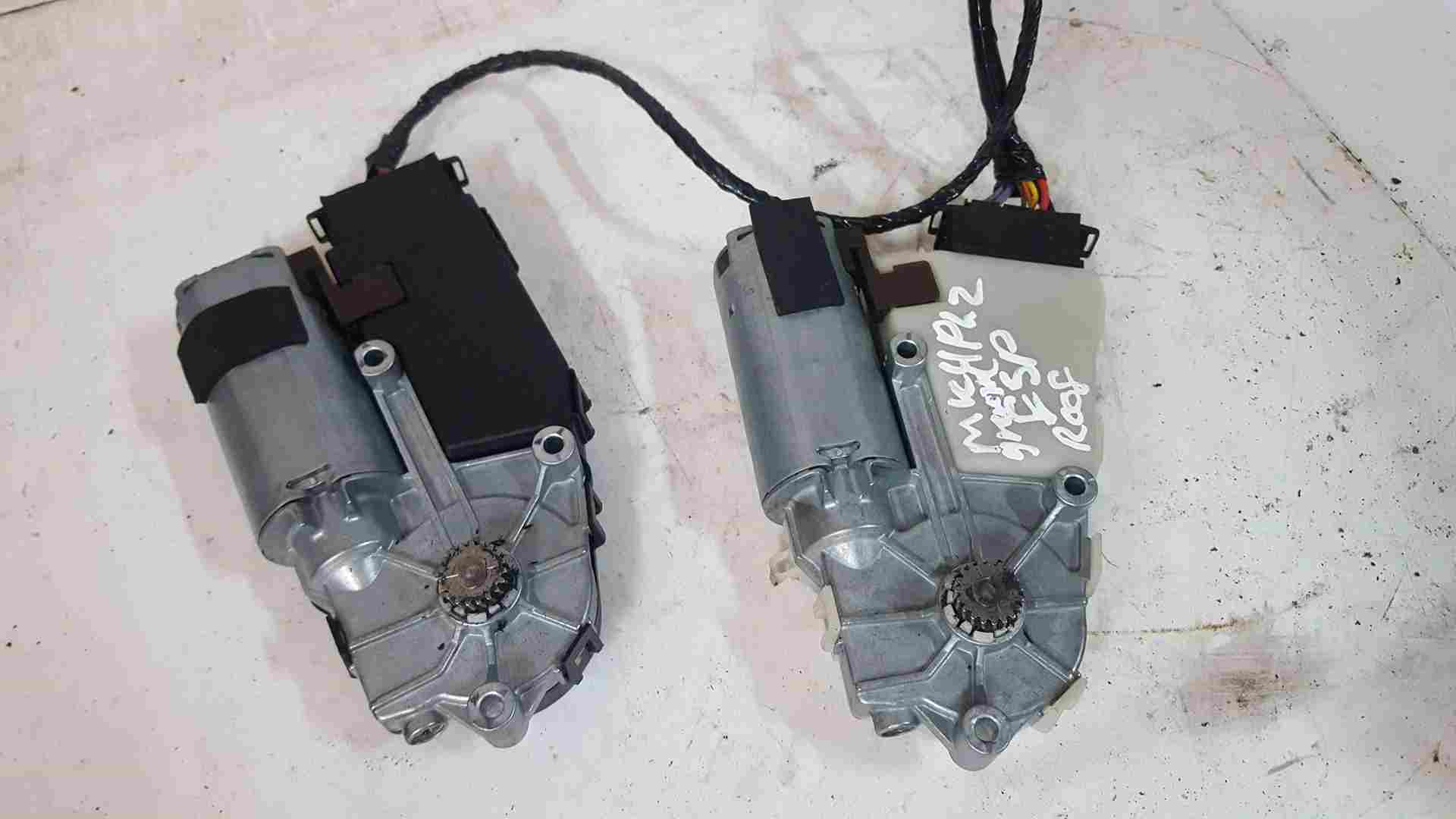 Thumb 3 Renault Espace MK4 2003-2006 Sunroof Motors Motor 1710626B