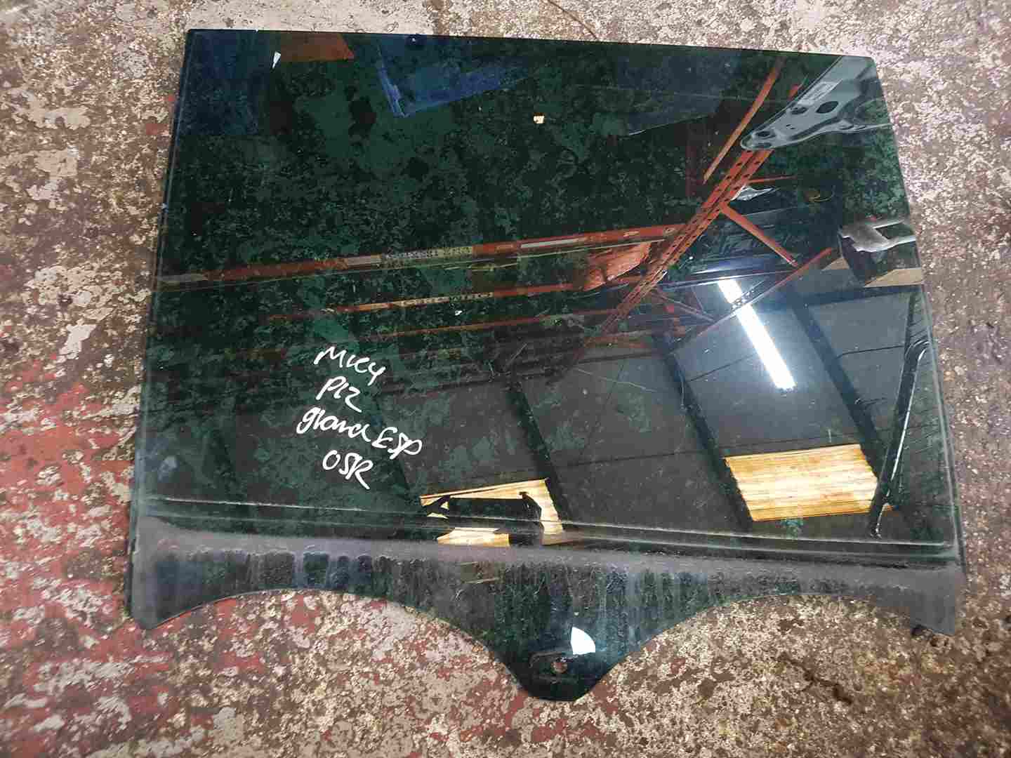 Thumb 2 Renault Espace MK4 2003-2013 Drivers OSR Rear Window Glass