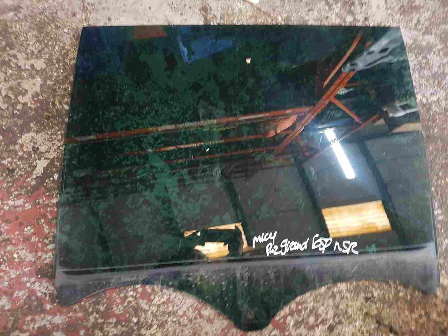 Thumb 3 Renault Espace MK4 2003-2013 Passenger NSR Rear Window Glass