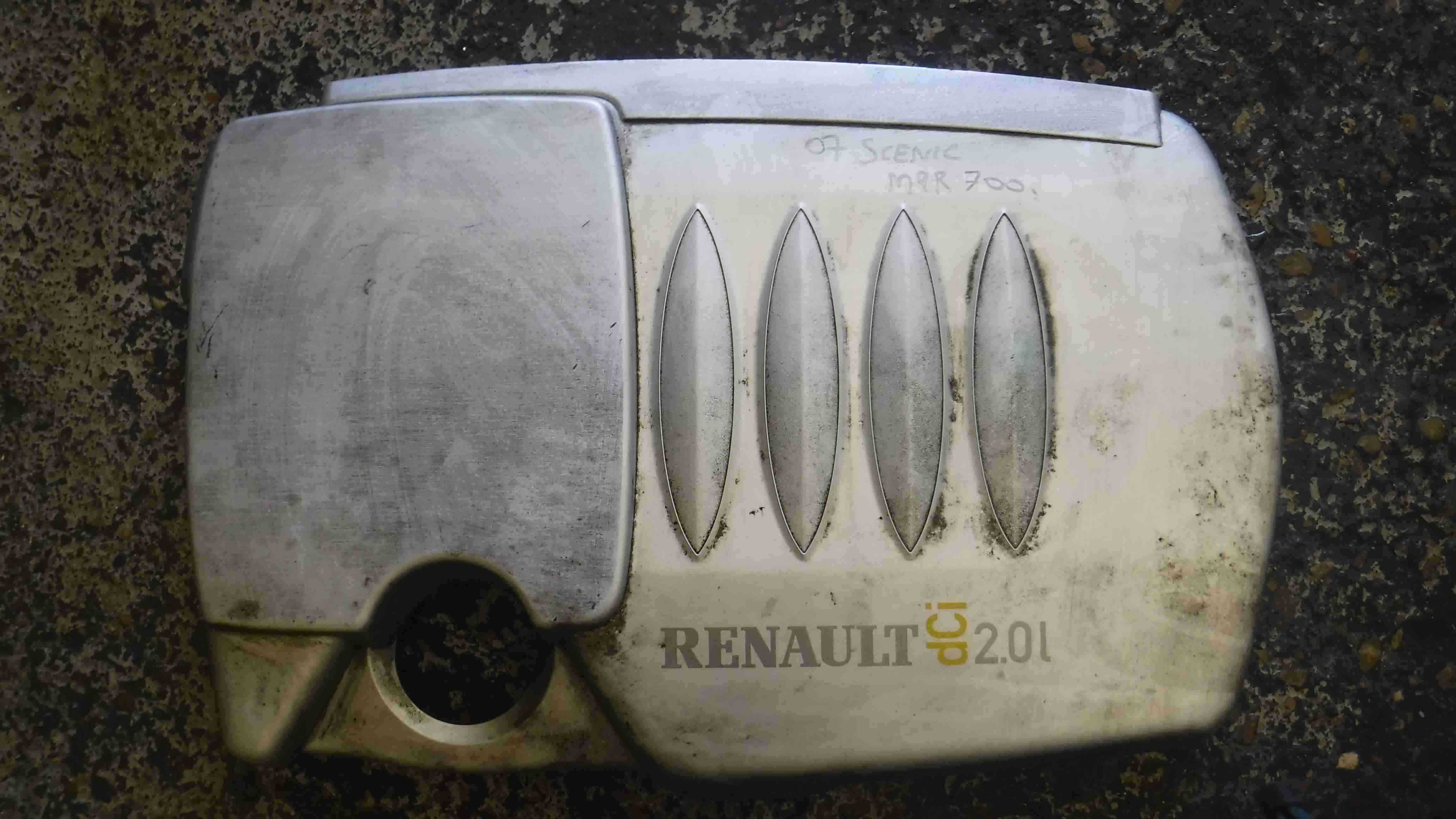 Renault Espace MK4 2006-2013 2.0 DCI Engine Cover Plastic 8200413533