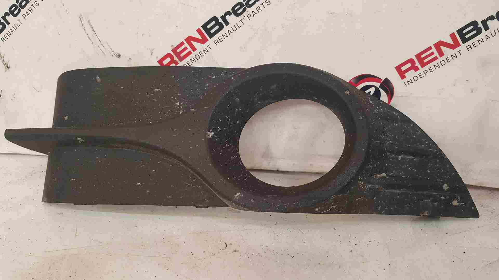 Thumb 3 Renault Espace MK4 2006-2013 OSF Os Drivers Side FOG Light Cover Surround 
