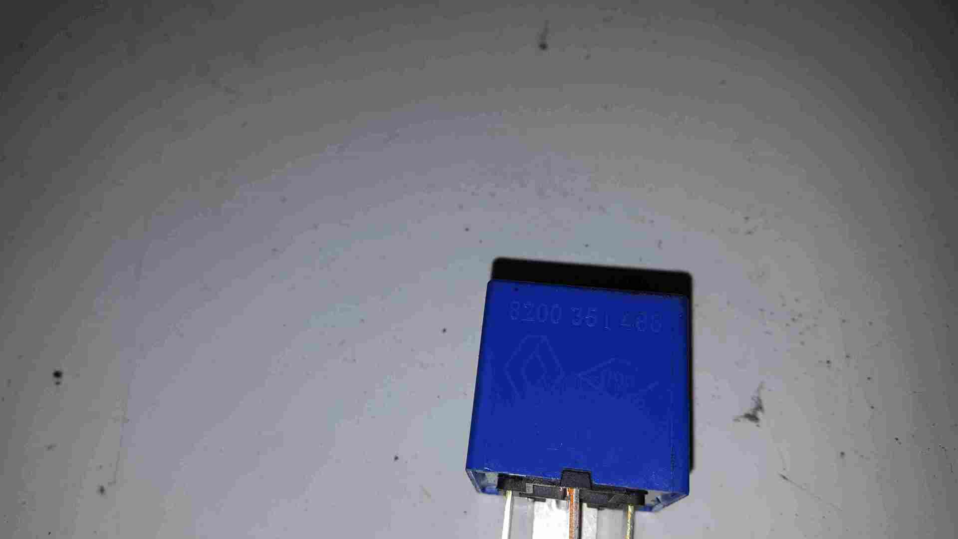 Thumb 2 Renault G Cartier Blue Relay 8200351488