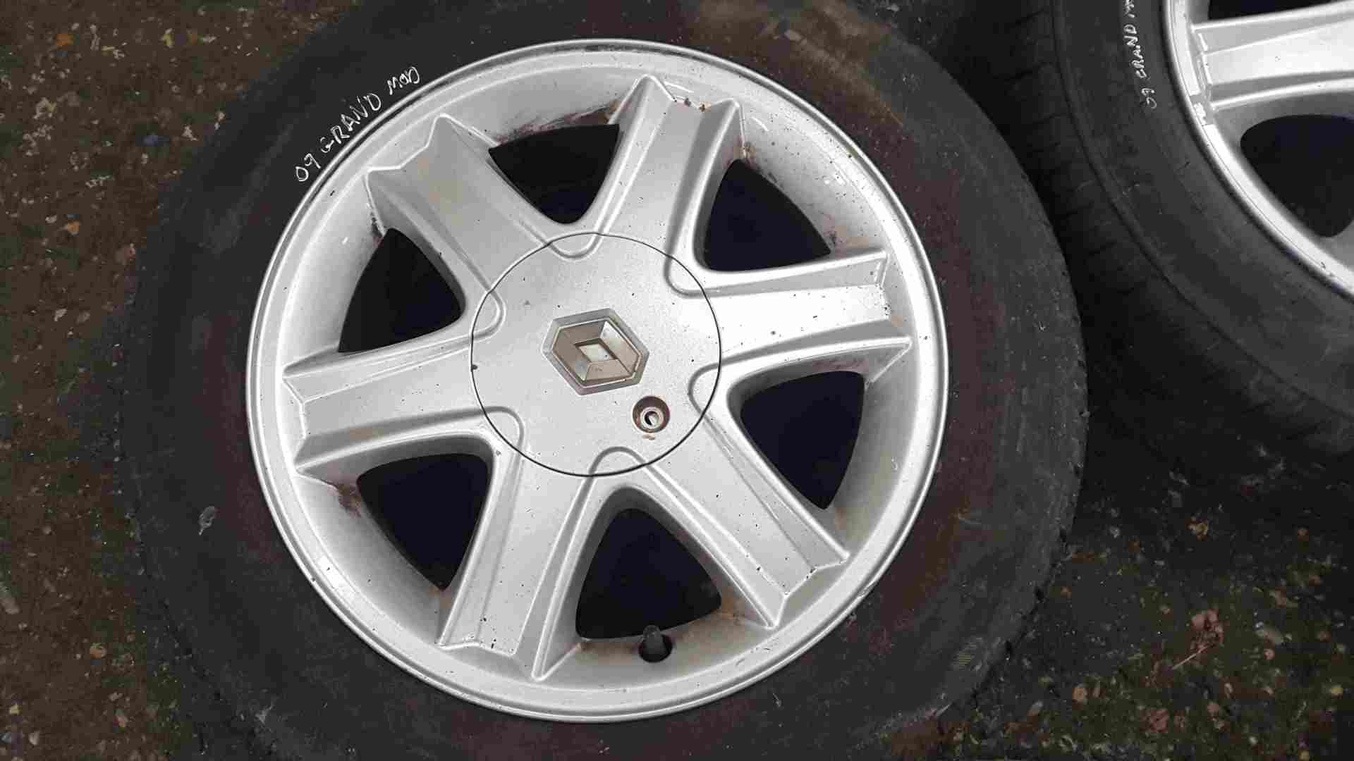 Thumb 2 Renault Grand Modus 2008-2012 Bariocco Alloy Wheels Set X4 15in