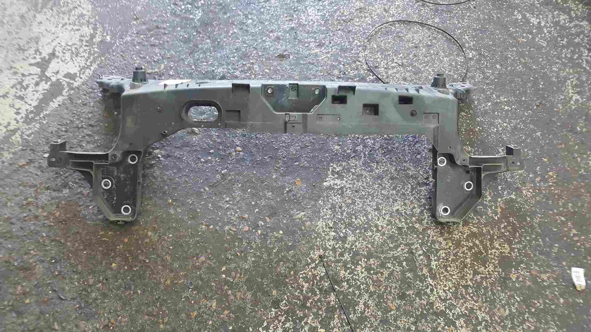 Renault Grand Modus 2008-2012 Headlight Front Slam Panel Plastic 8200331207
