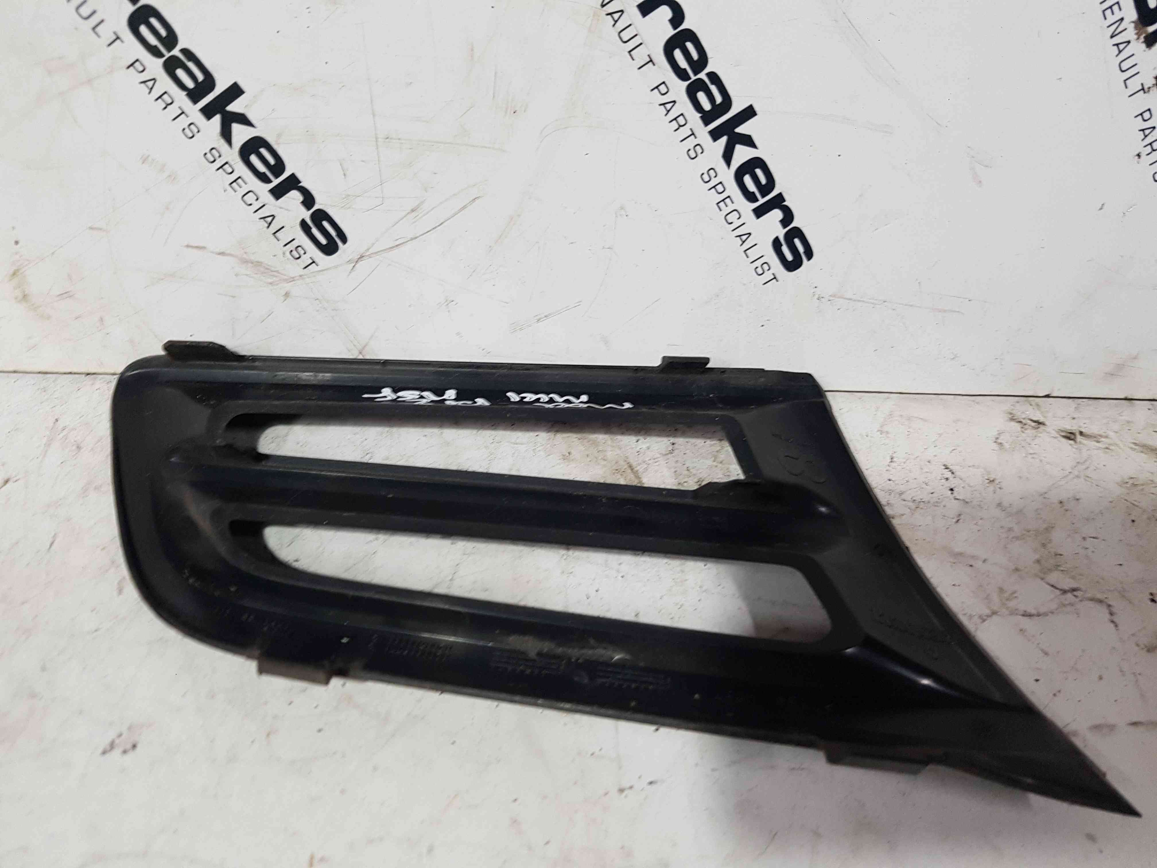 Thumb 4 Renault Grand Modus 2008-2012 Passenger NSF Front Bumper Grill Insert 8200665778