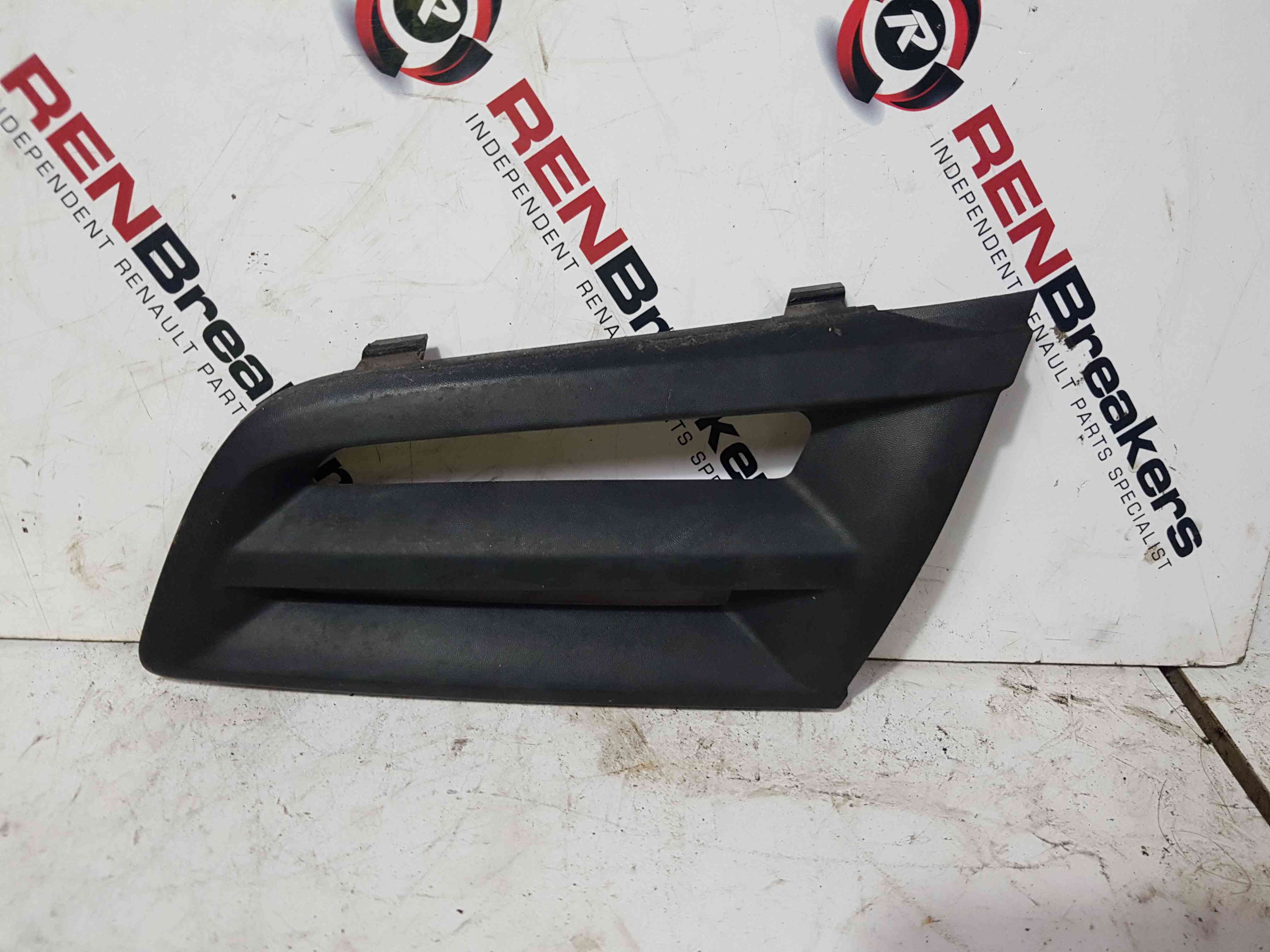 Renault Grand Modus 2008-2012 Passenger NSF Front Bumper Grill Insert 8200665778