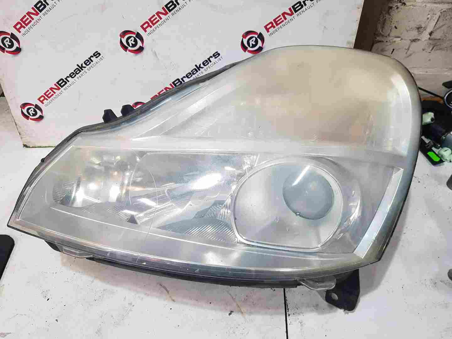 Thumb 2 Renault Grand Modus 2008-2012 Passenger NSF Front Headlight 