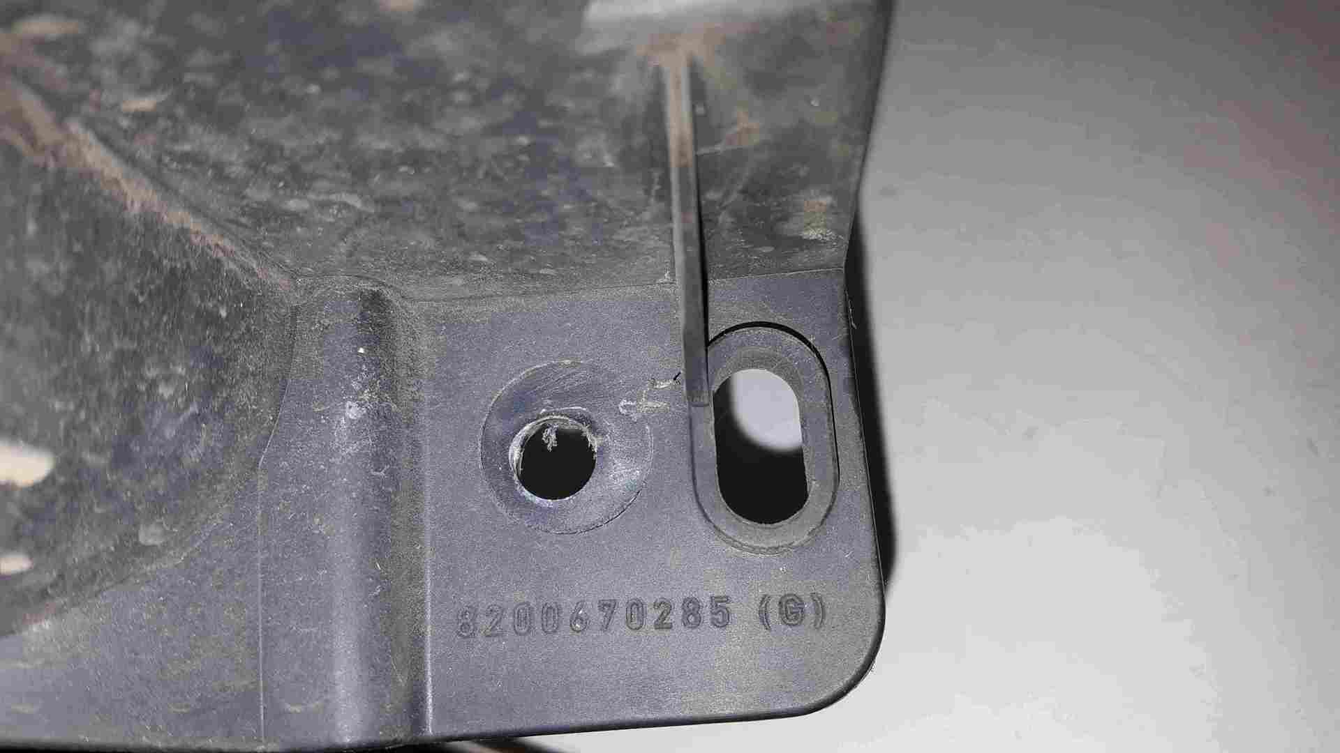 Thumb 3 Renault Grand Modus 2008-2012 Passenger NSF Front Headlight Bracket 8200670285