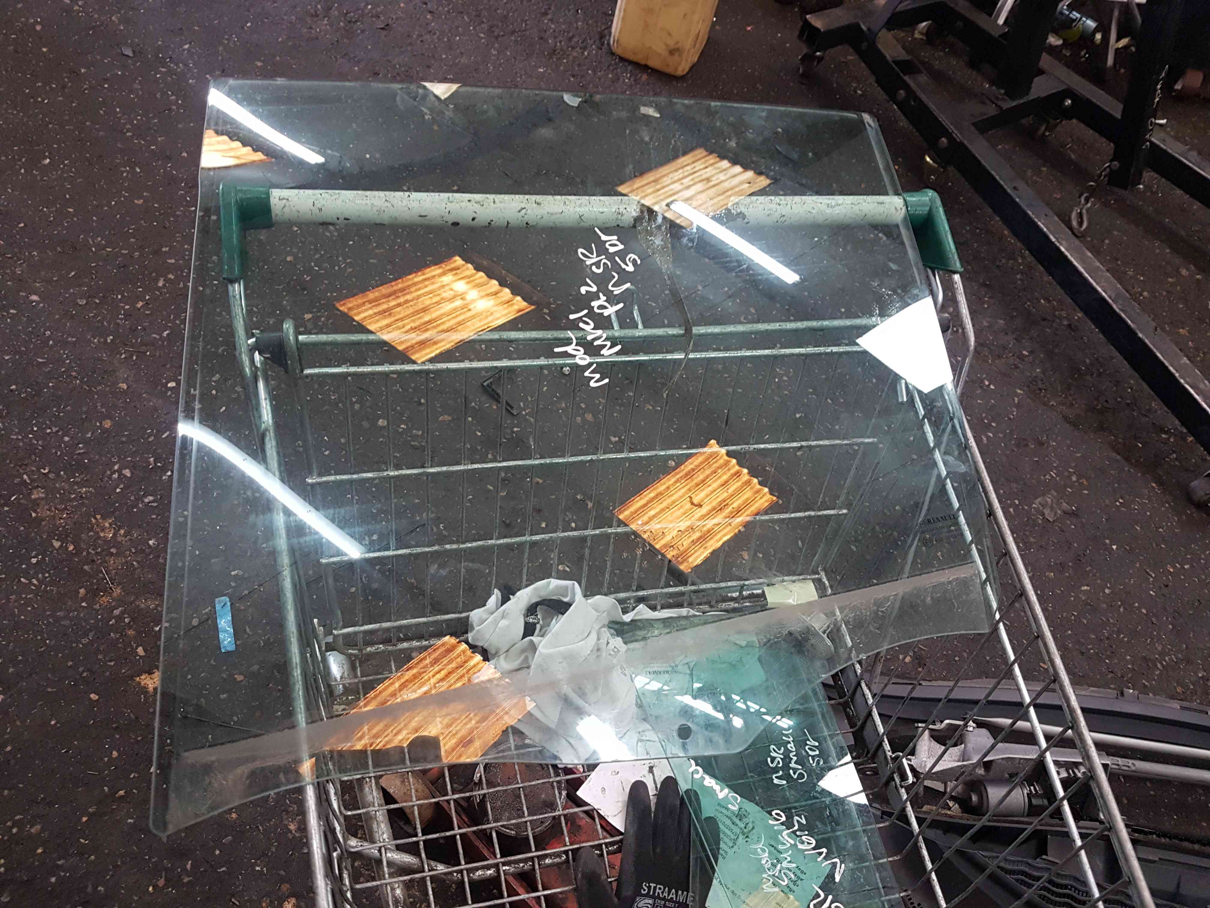 Renault Grand Modus 2008-2012 Passenger NSR Rear Window Glass