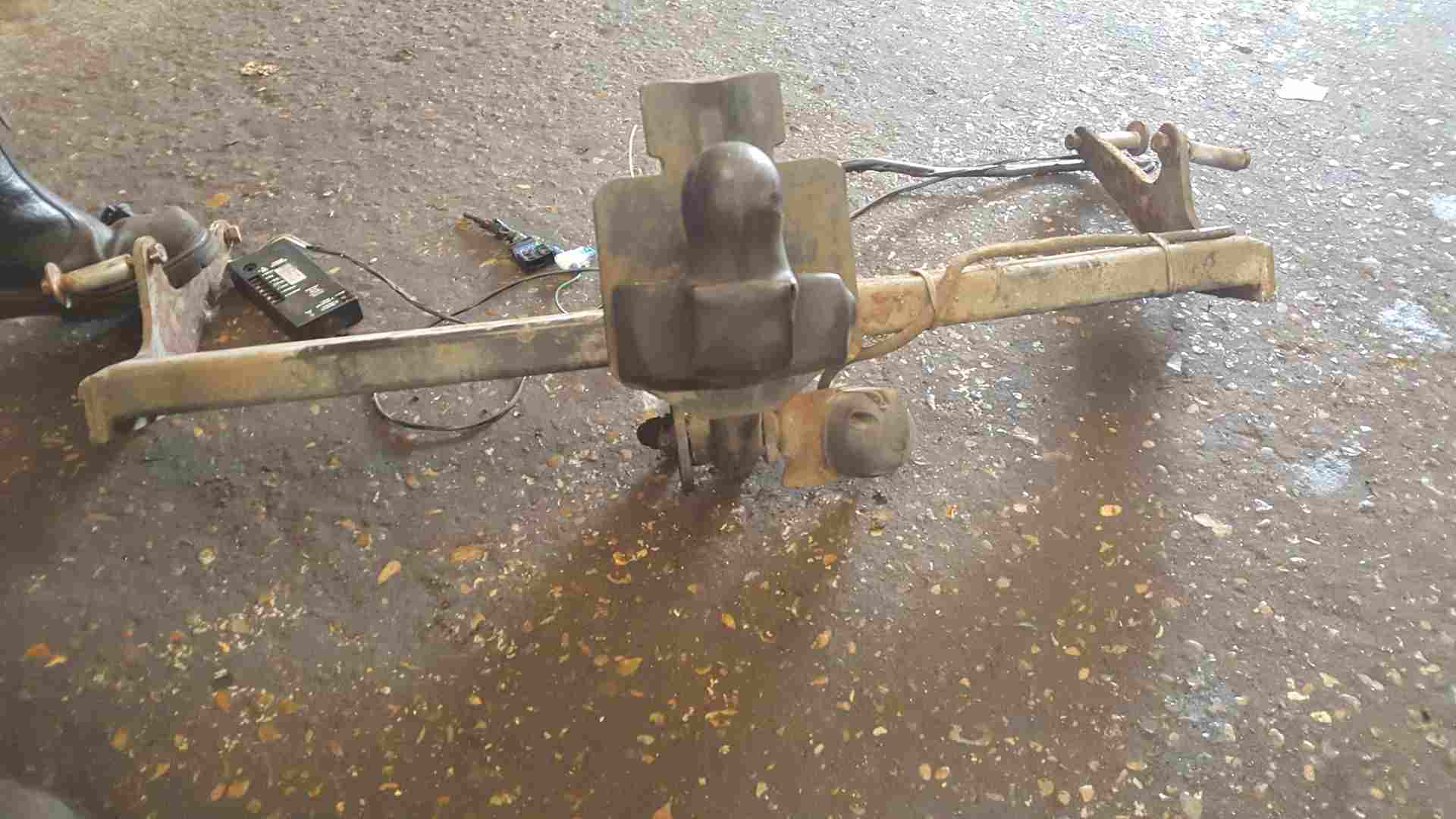 Thumb 7 Renault Grand Modus 2008-2012 Rear TOW Bar Complete