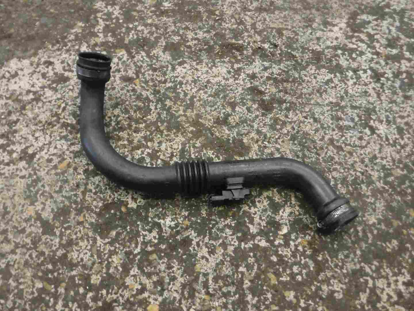 Renault Grand Scenic 2003-2009 1.9 dCi EGR To Intercooler Pipe F9Q 812