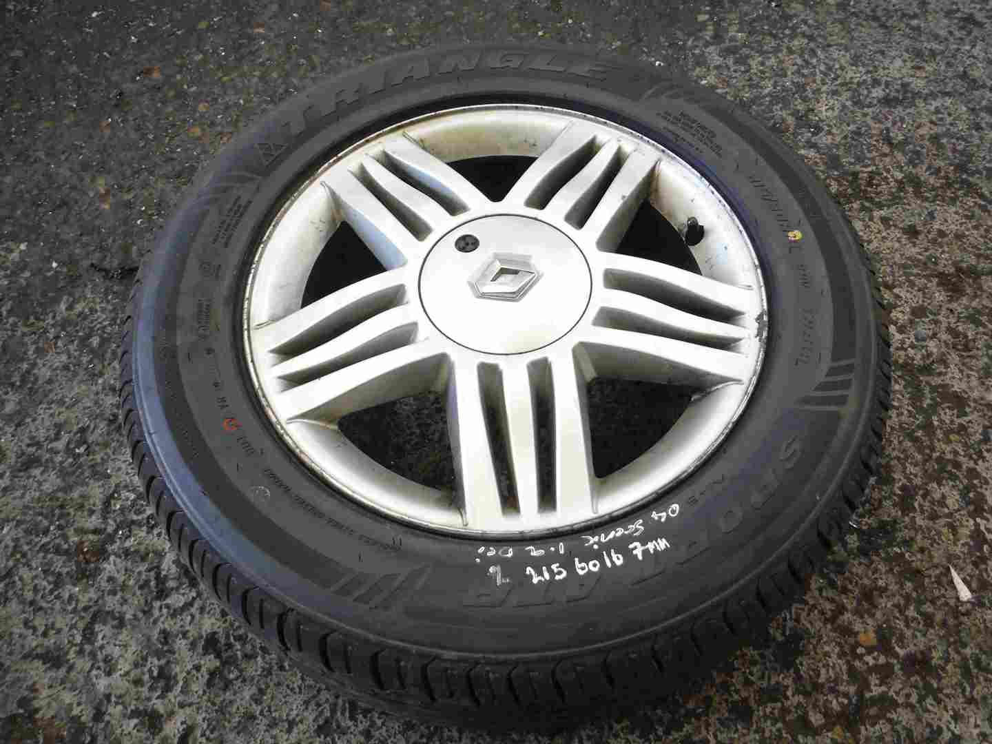 Renault Grand Scenic 2003-2009 Alloy Wheel REINASTELLA Tyre 215 60 16 7mm