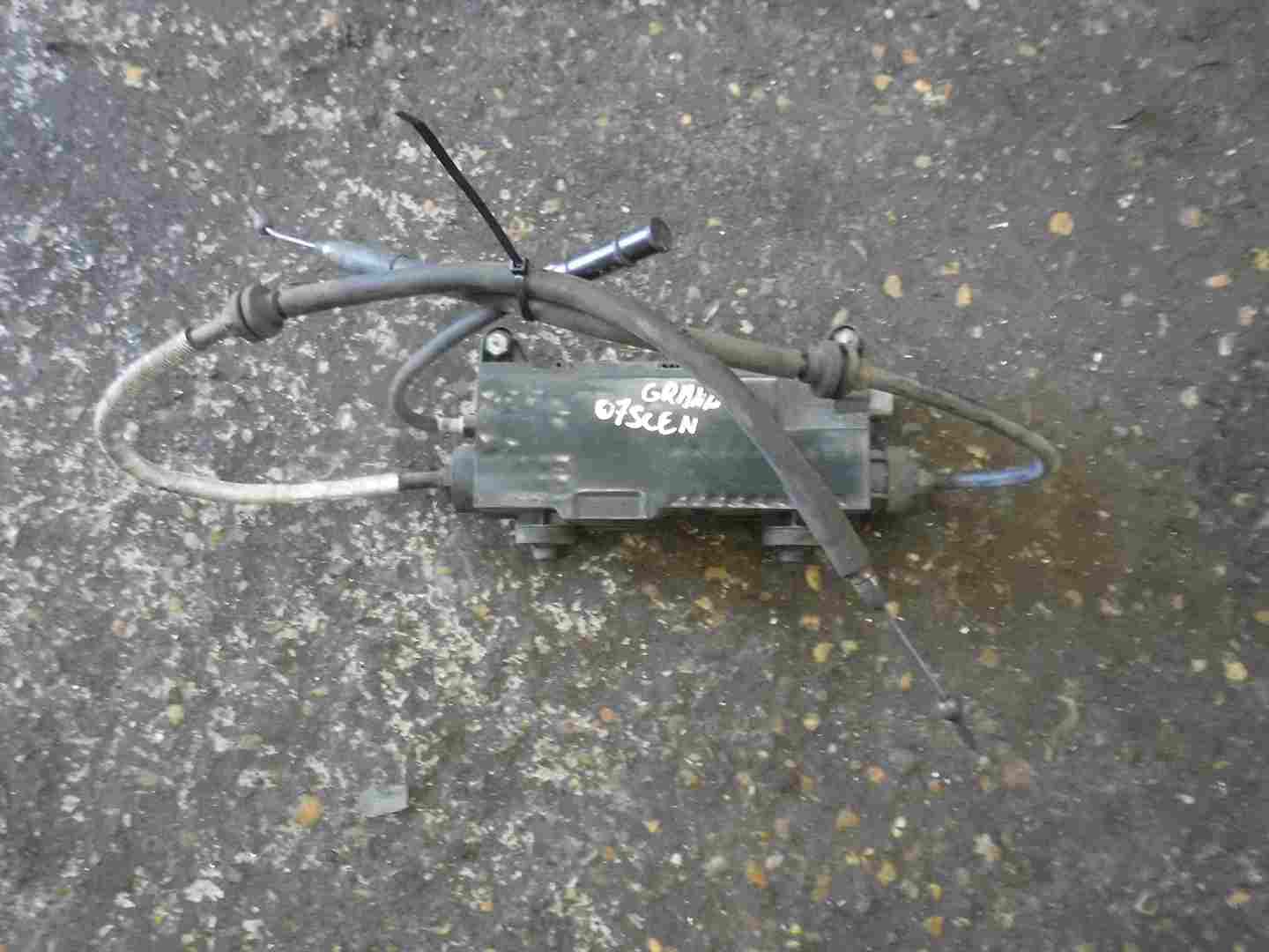 Renault Grand Scenic 2003-2009 Electronic Handbrake Motor   Cables 2 Months Old