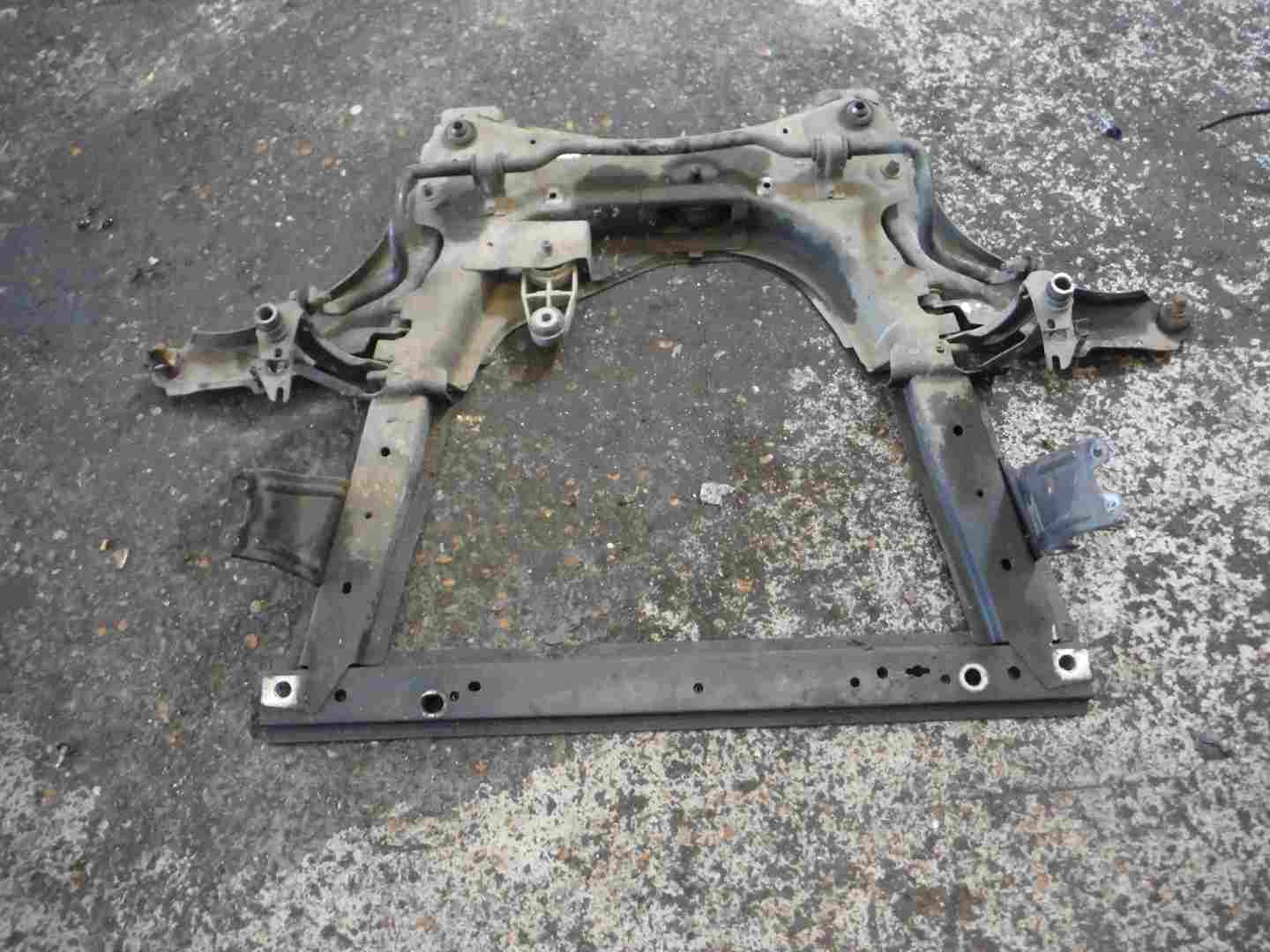 Renault Grand Scenic 2003-2009 Front Subframe Cradle Cross Member