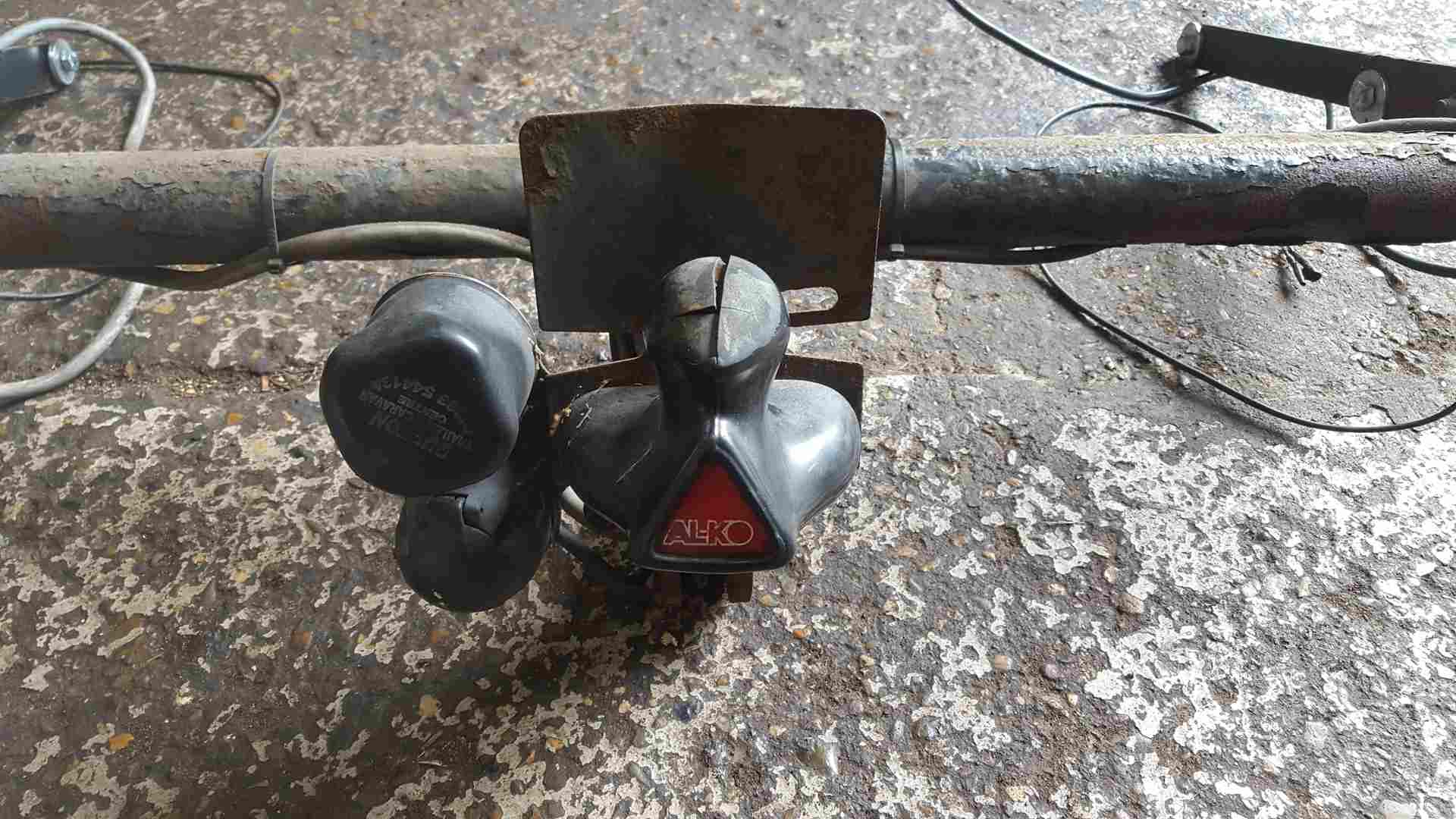 Thumb 4 Renault Grand Scenic MK2 2003-2009 TOW Bar Complete Twin Electrics