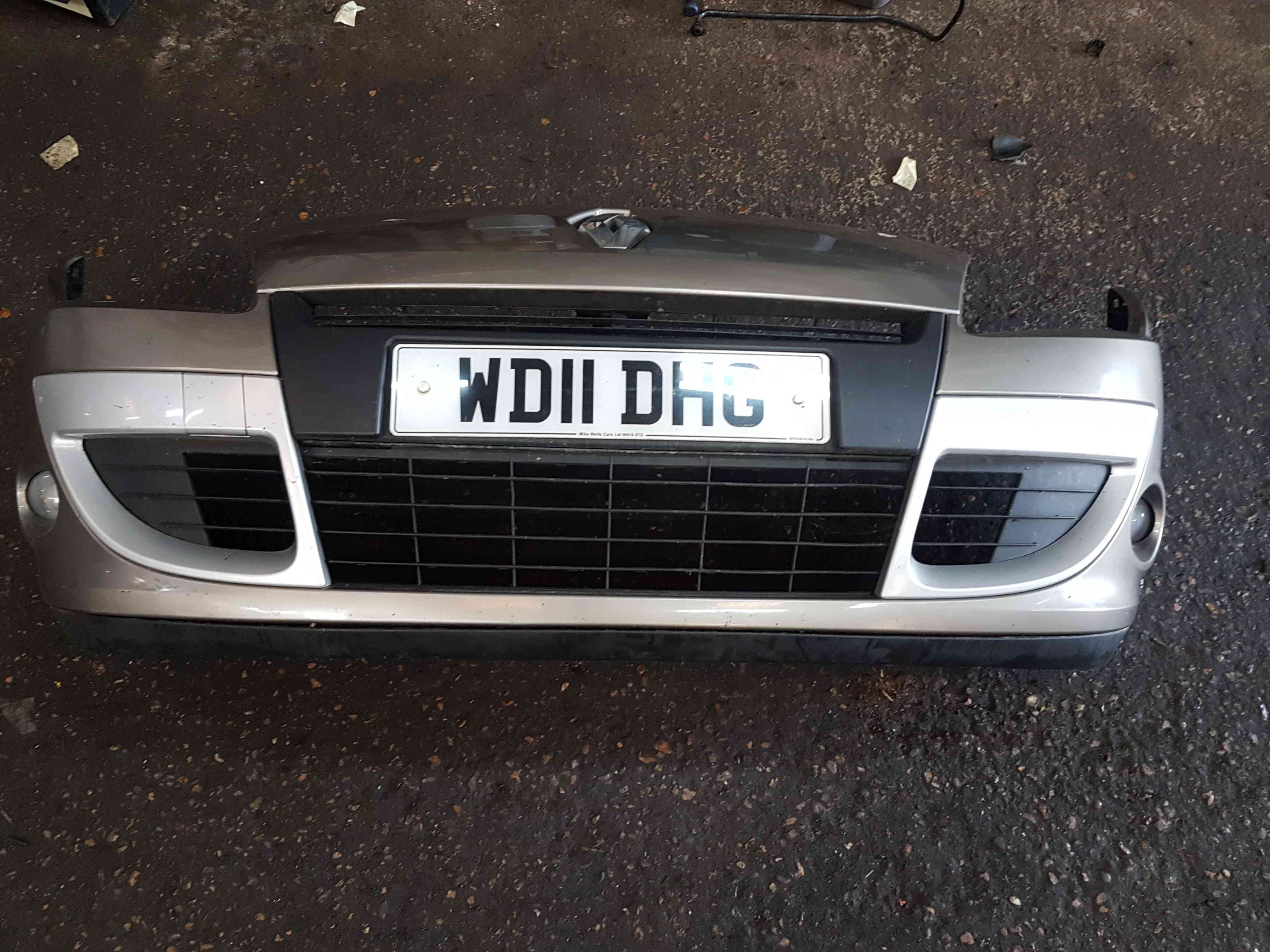 Thumb 3 Renault Grand Scenic MK3 2009-2012 Front Bumper Beige Tehnk