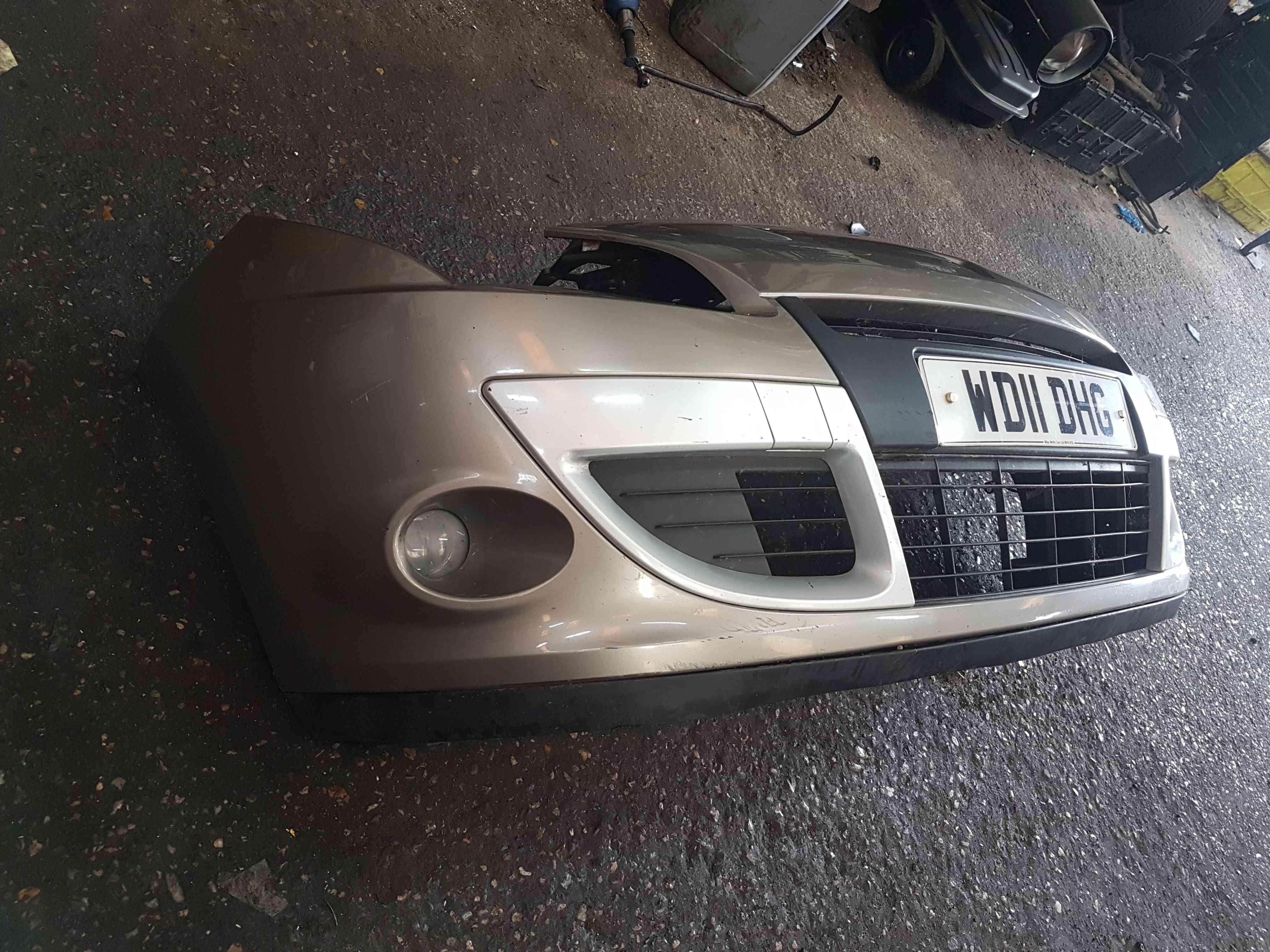 Thumb 5 Renault Grand Scenic MK3 2009-2012 Front Bumper Beige Tehnk