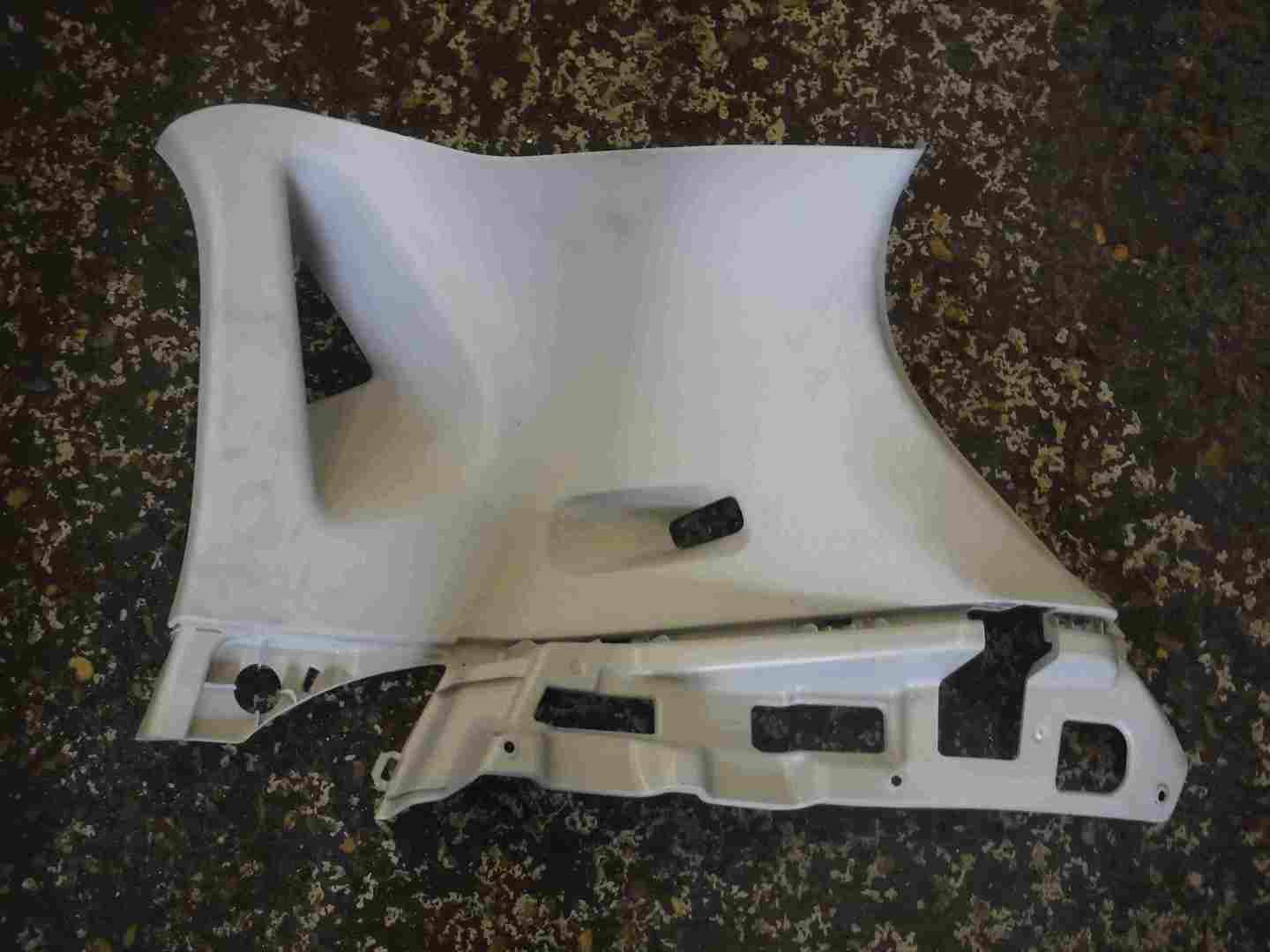 Renault Grand Scenic MK3 2009-2016 Drivers OSR Rear Boot Plastic Quarter Trim