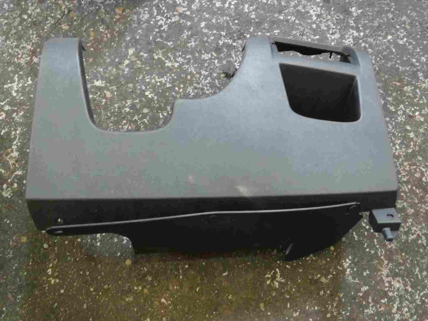 Renault Grand Scenic MK3 2009-2016 Under Steering Wheel Trim Surround 689200035R