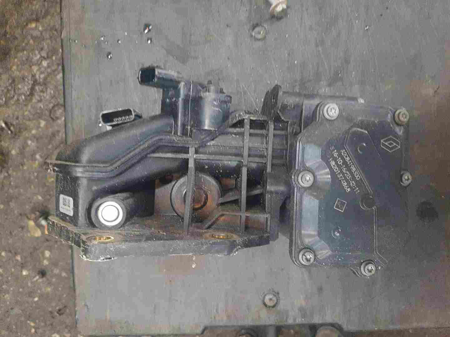 Thumb 2 Renault Grand Scenic MK4 2016-2022 1.6 DCI Throttle Body r9m 409 161A09278R