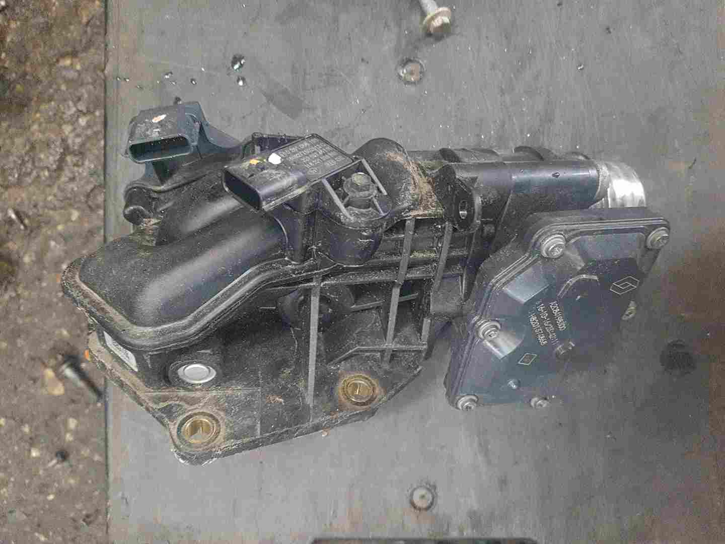 Thumb 6 Renault Grand Scenic MK4 2016-2022 1.6 DCI Throttle Body r9m 409 161A09278R