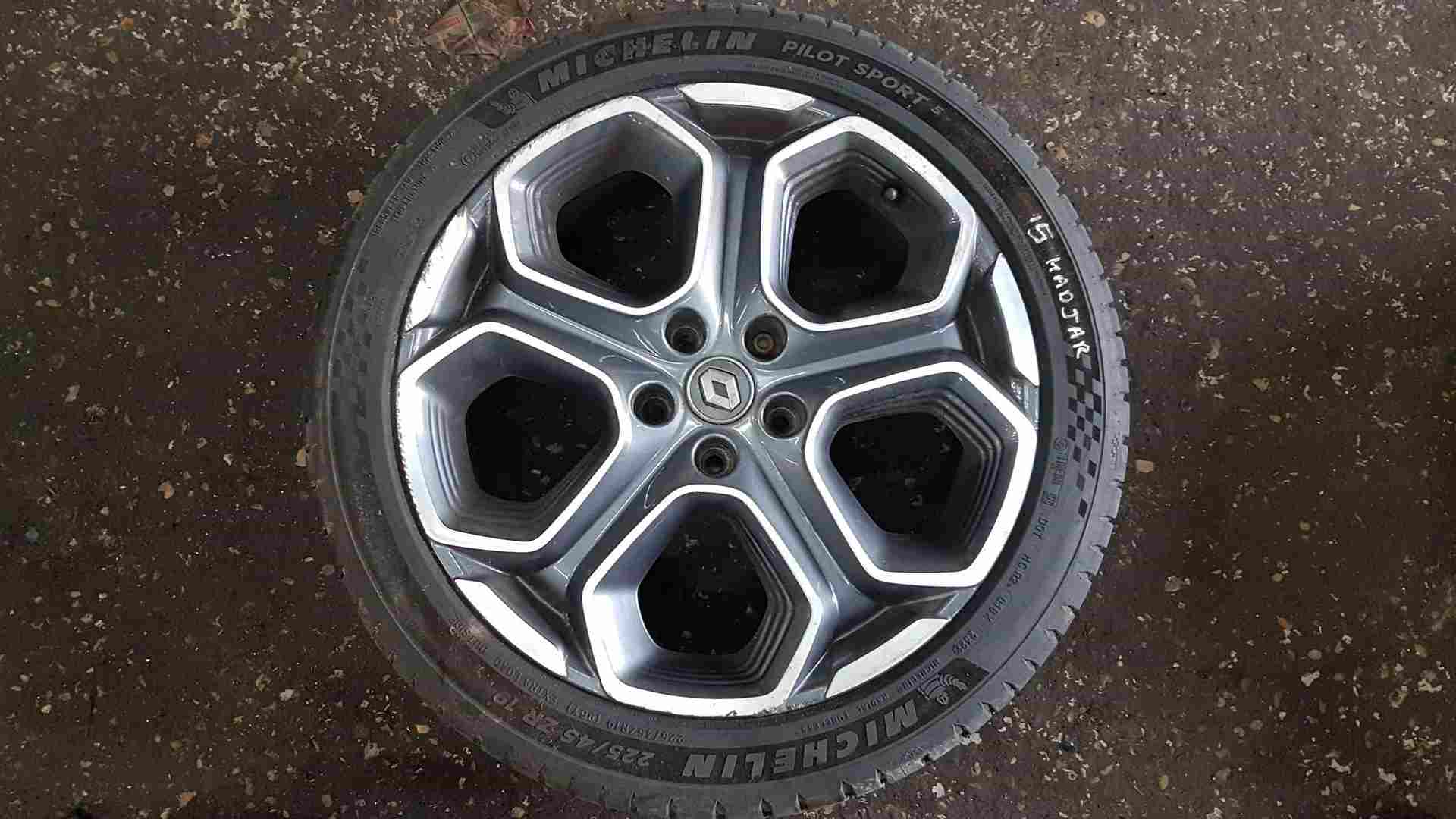 Renault Kadjar 2015-2018 APPOLLO Alloy Wheel + Michelin 225 45 19 403007598r 4/5