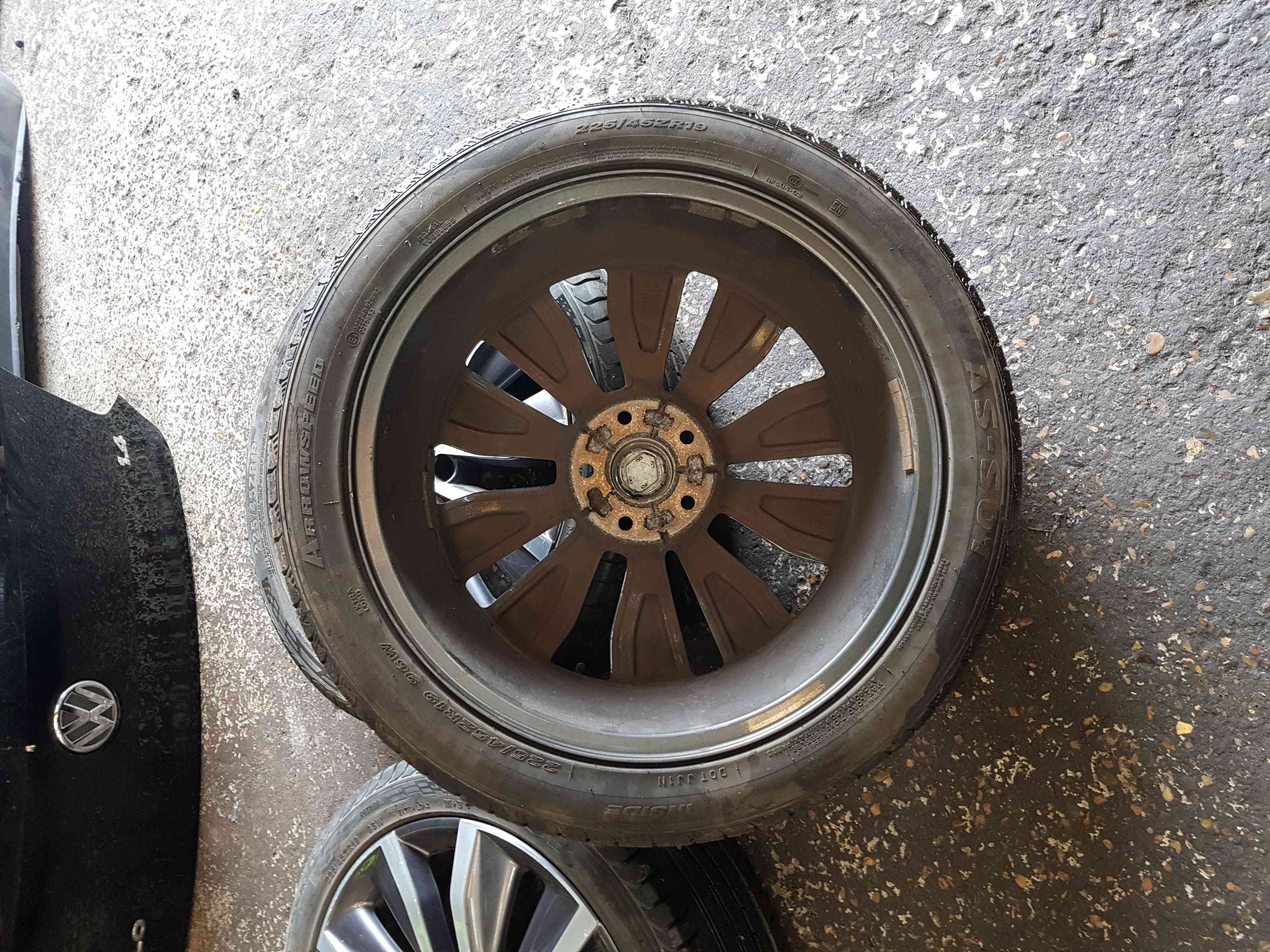 Thumb 5 Renault Kadjar 2015-2018 Alloy Wheel 19Inch 225 45 19 403009098R 3/5