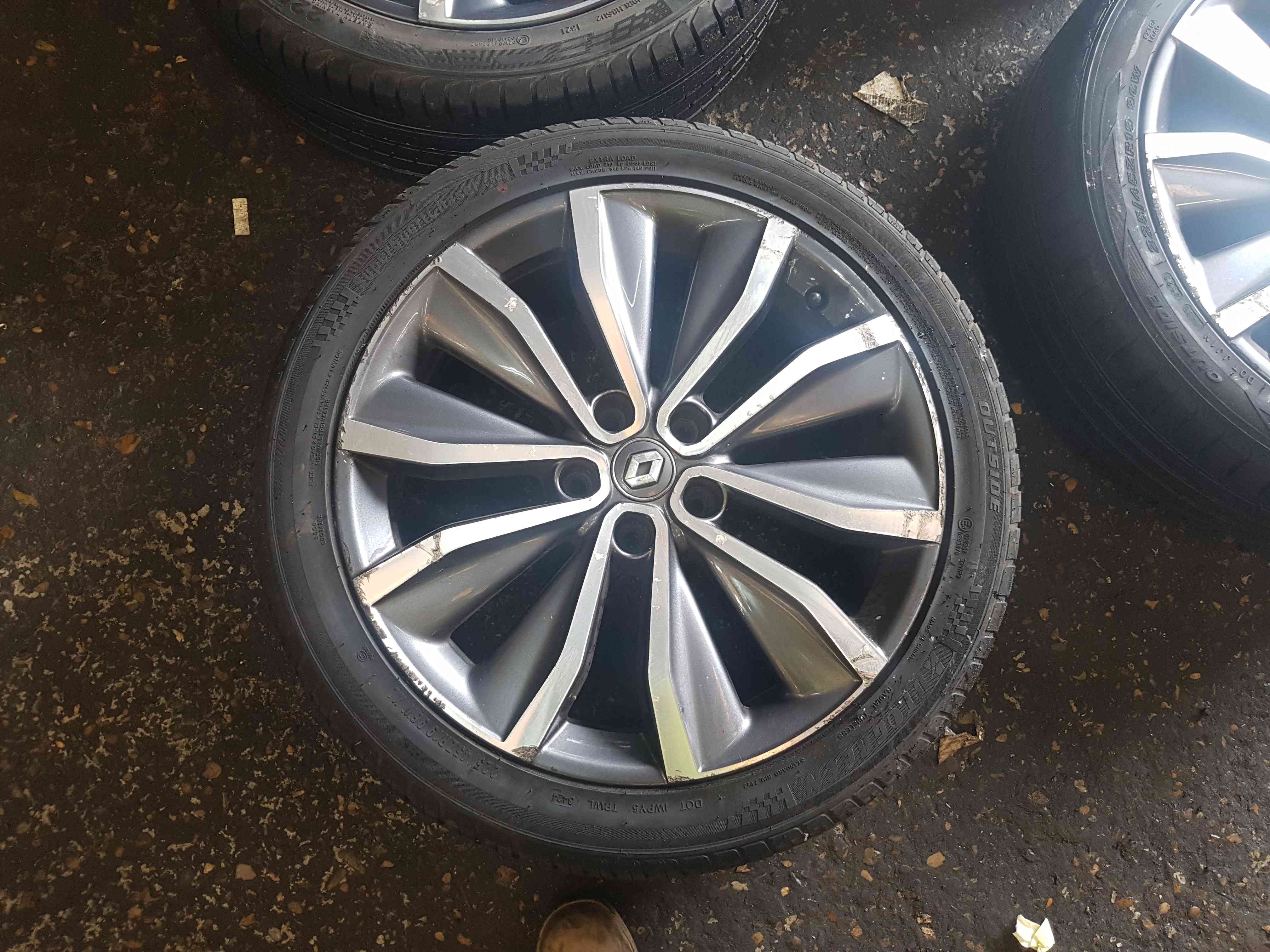 Renault Kadjar 2015-2018 Alloy Wheel 19inch 225 45 19 403009098R 3/5