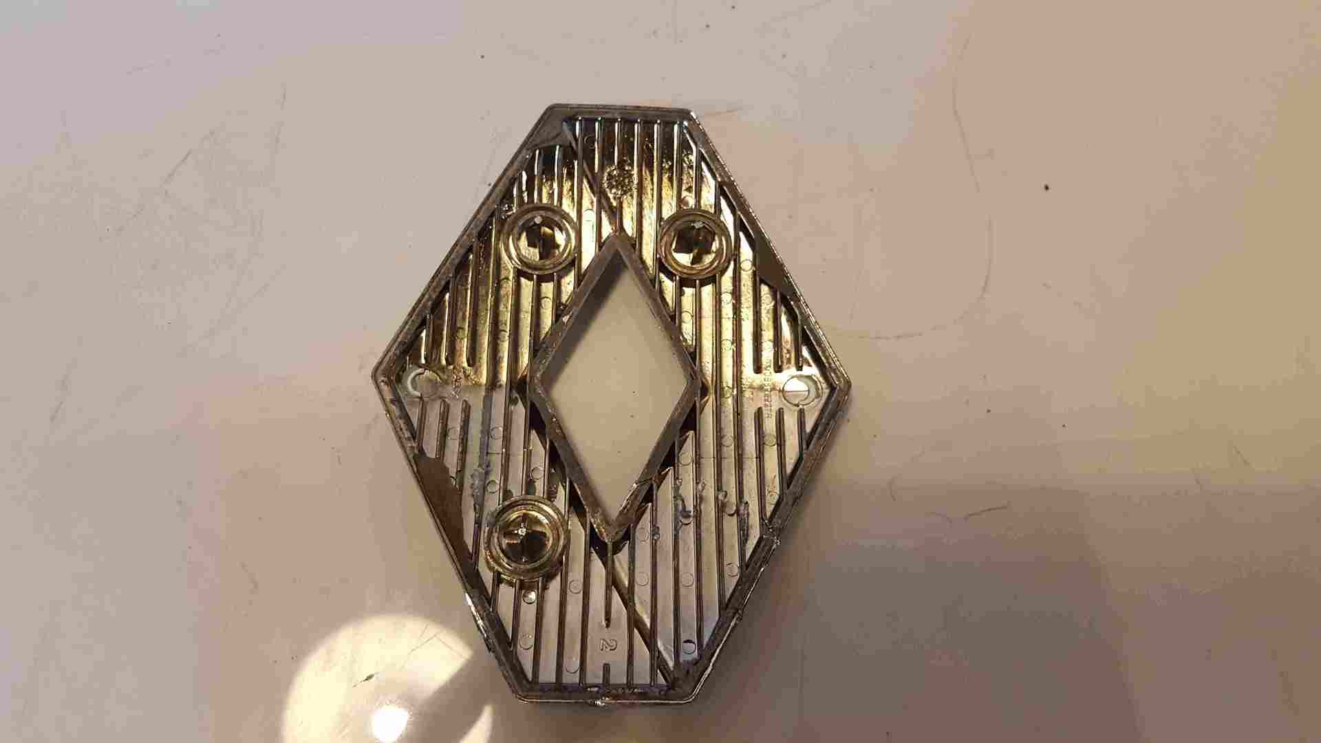 Thumb 2 Renault Kadjar 2015-2018 Diamond Boot Badge