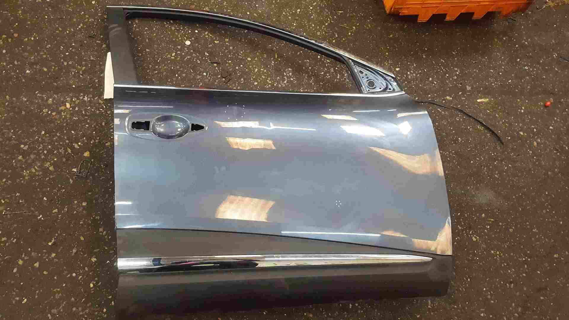Renault Kadjar 2015-2018 Drivers OSF Front Door Grey TEKPN